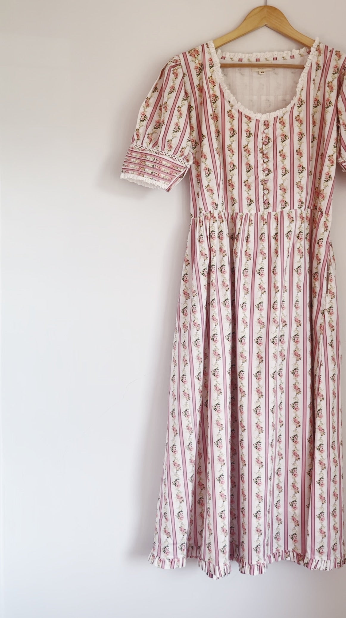 SECOND - 100% RECYCLED COTTON - AURELIA DRESS IN ROSE VINTAGE WALLPAPER