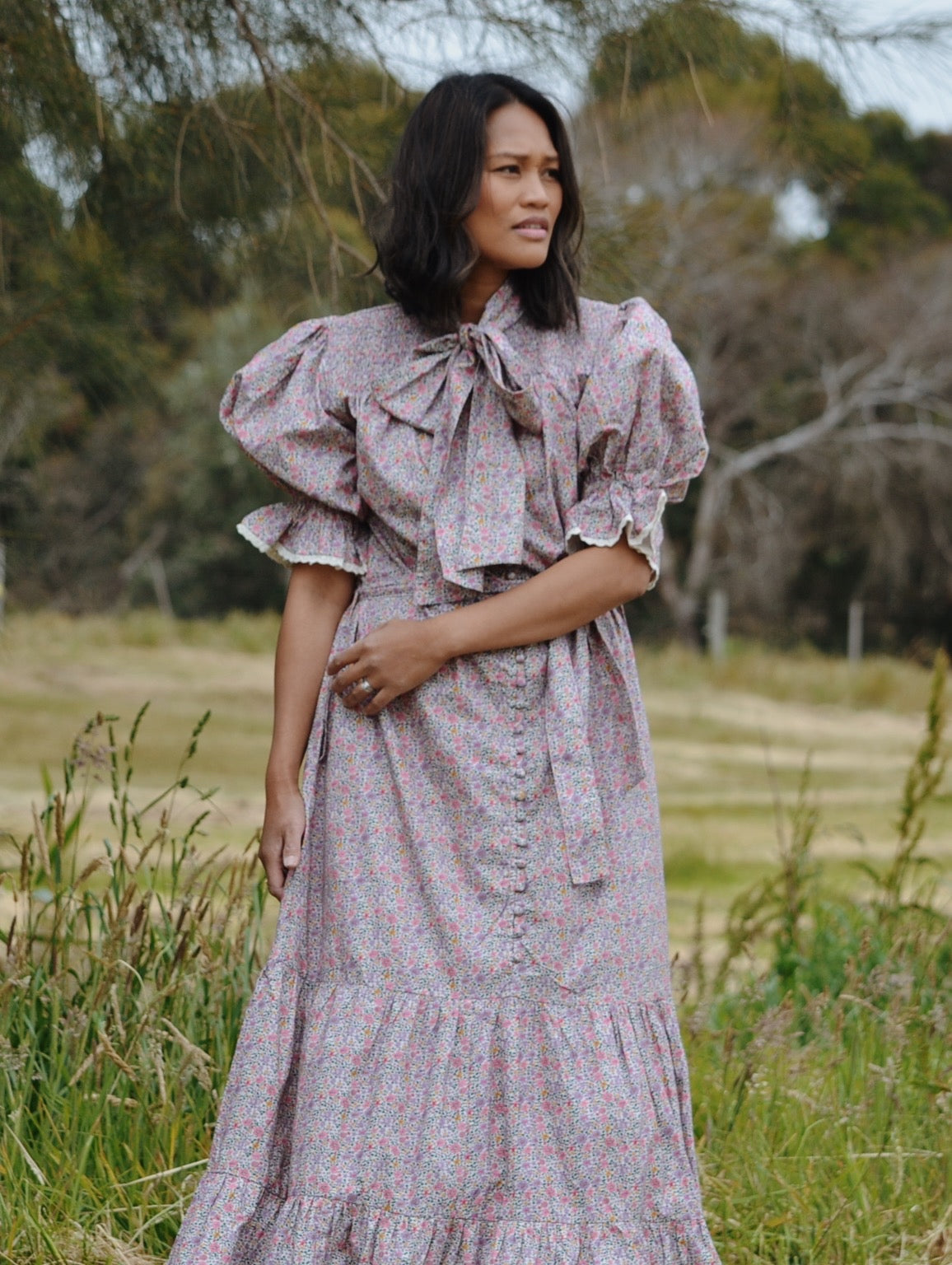 100% RECYCLED COTTON - FLEUR MAXI DRESS PUSSY BOW LILAC FLORAL