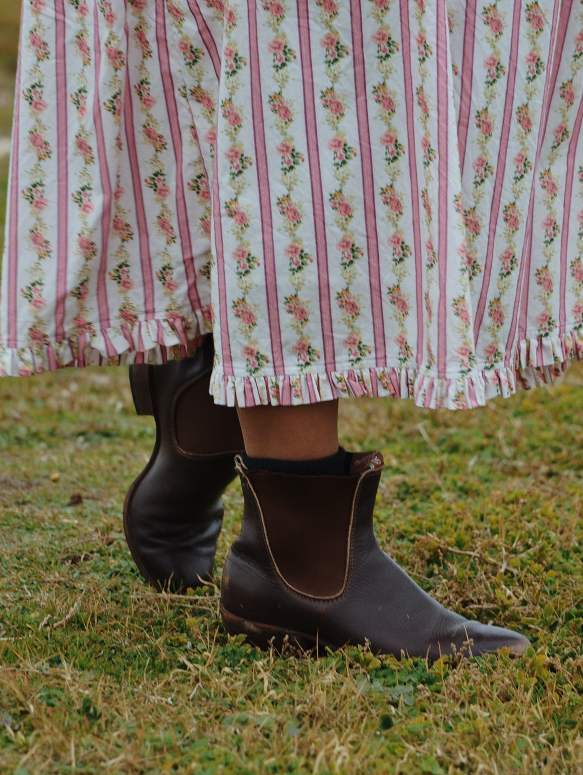 SECOND - 100% RECYCLED COTTON - AURELIA DRESS IN ROSE VINTAGE WALLPAPER