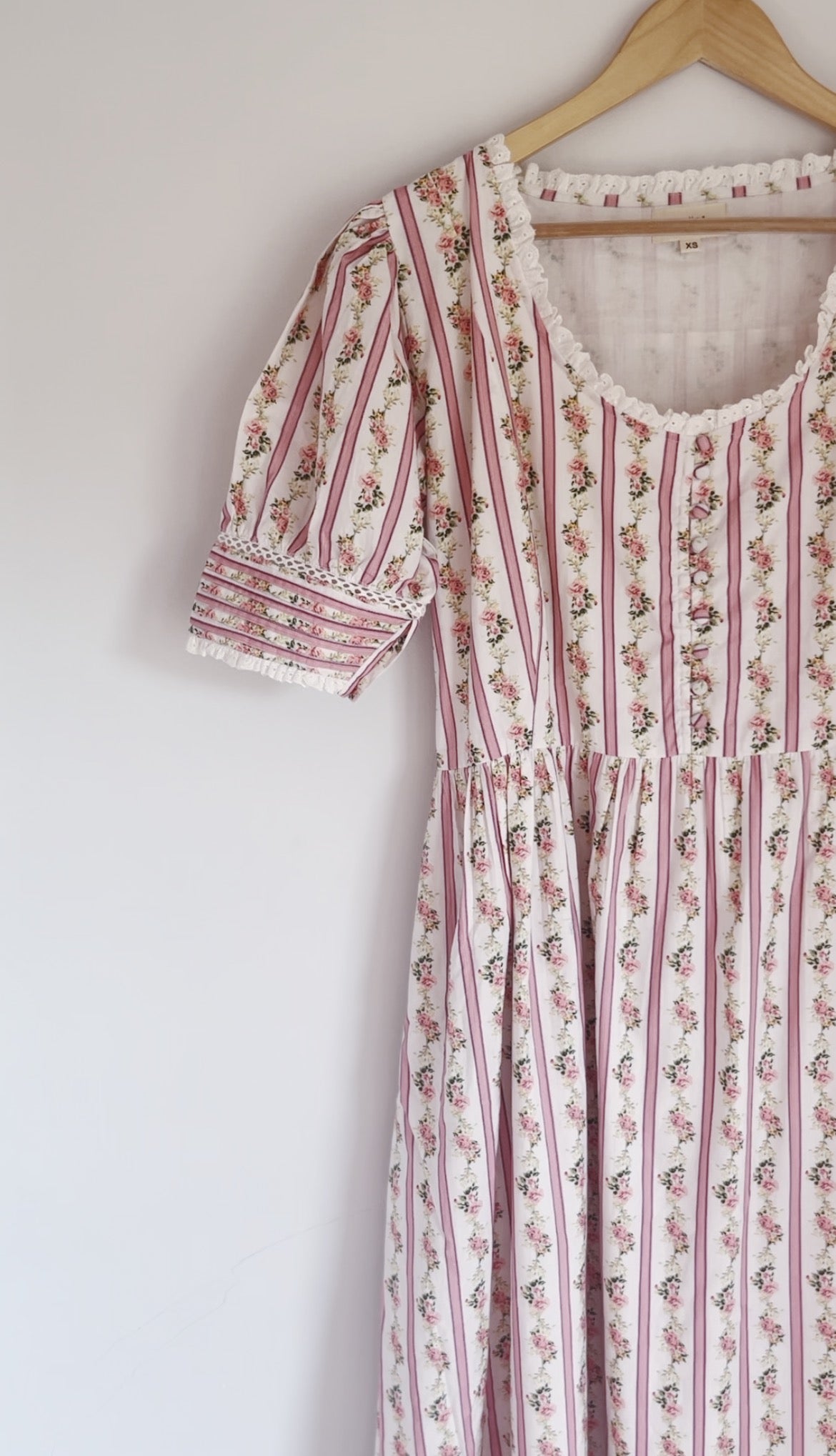 SECOND - 100% RECYCLED COTTON - AURELIA DRESS IN ROSE VINTAGE WALLPAPER
