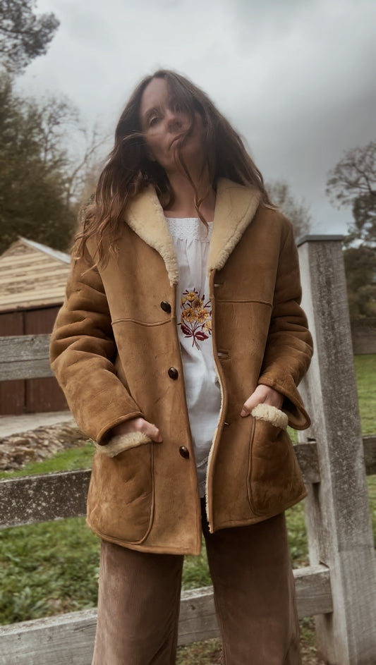 VINTAGE SHEARLING JACKET - GENUINE SHEEPSKIN XS - M