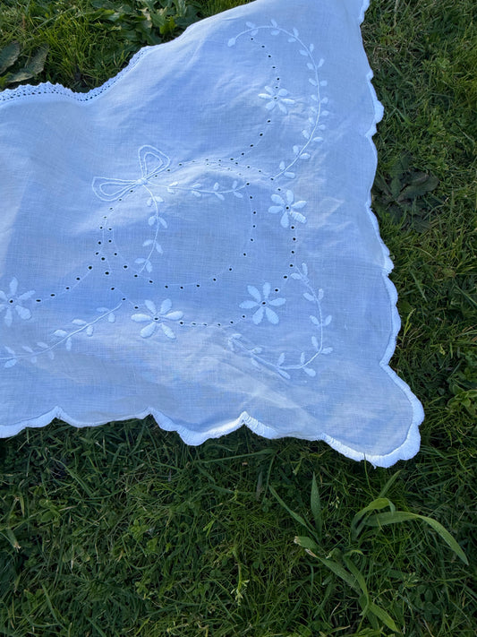 REWORKED - LINEN EMBROIDERED HEAD SCARF WHITE