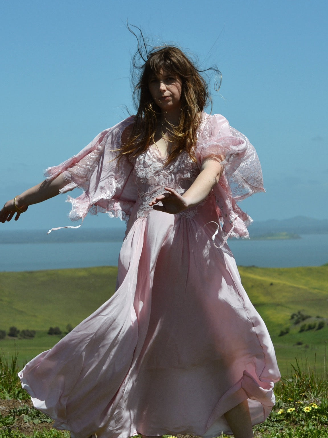 AMORET SILK CAPELET BLOUSE - PASTEL PINK