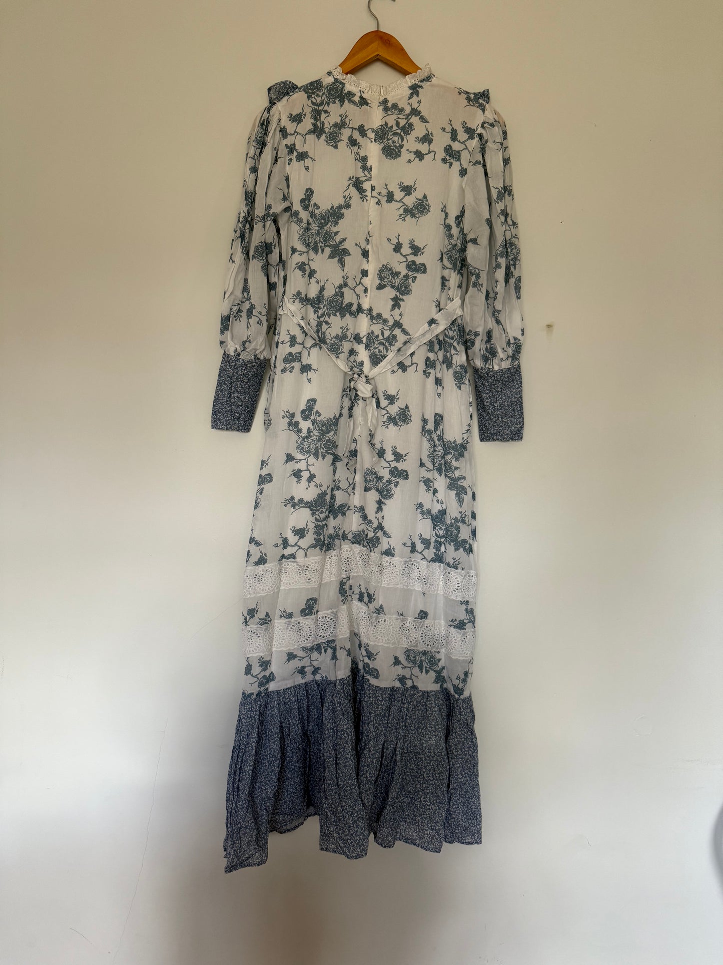 PRELOVED - 100% RECYCLED COTTON - CLARA DRESS TOILE BLUE ROSE