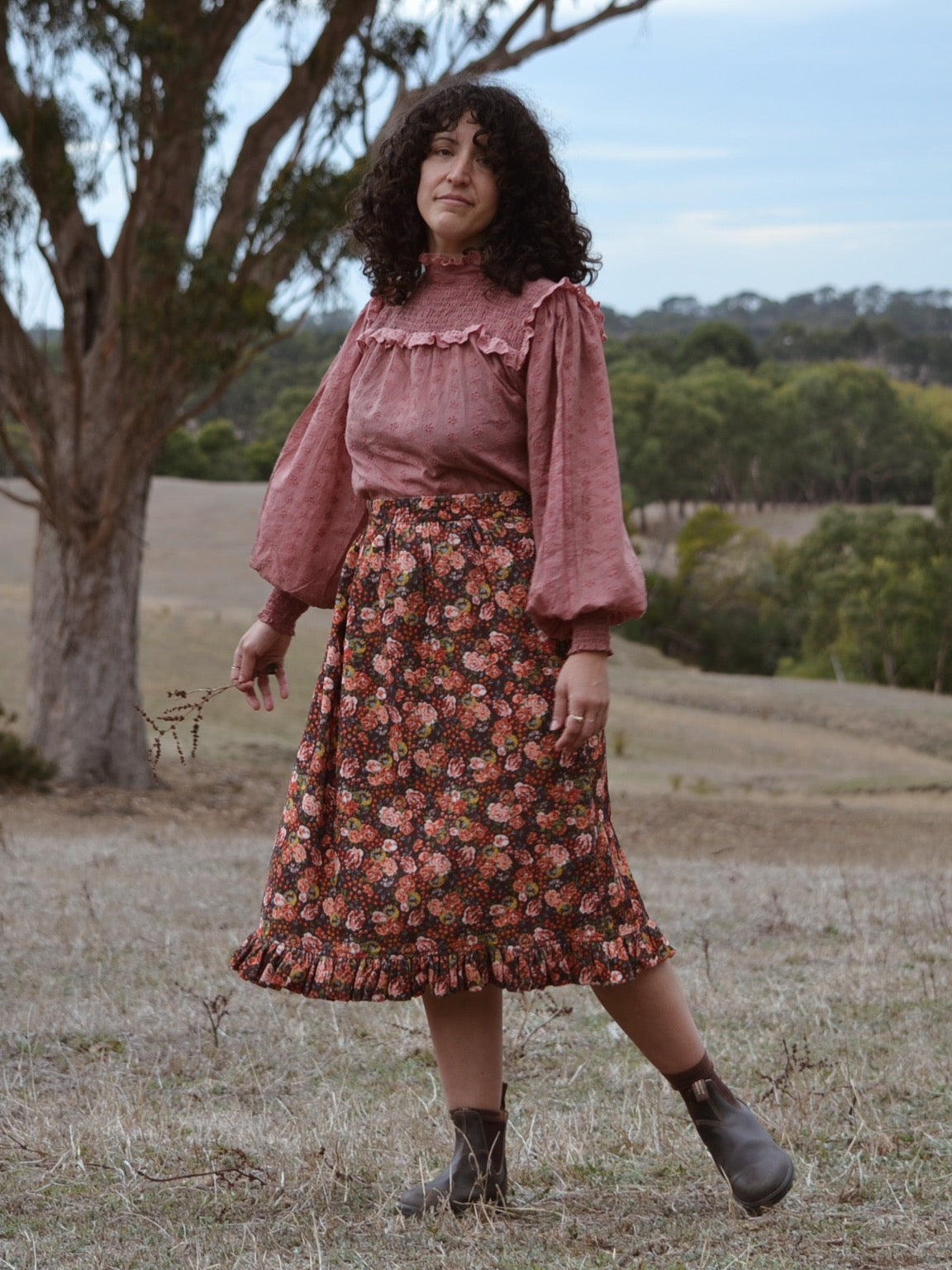 SECOND - 100% RECYCLED COTTON - AUTUMNAL ANOUK RUFFLE PINAFORE/SKIRT CORDUROY M