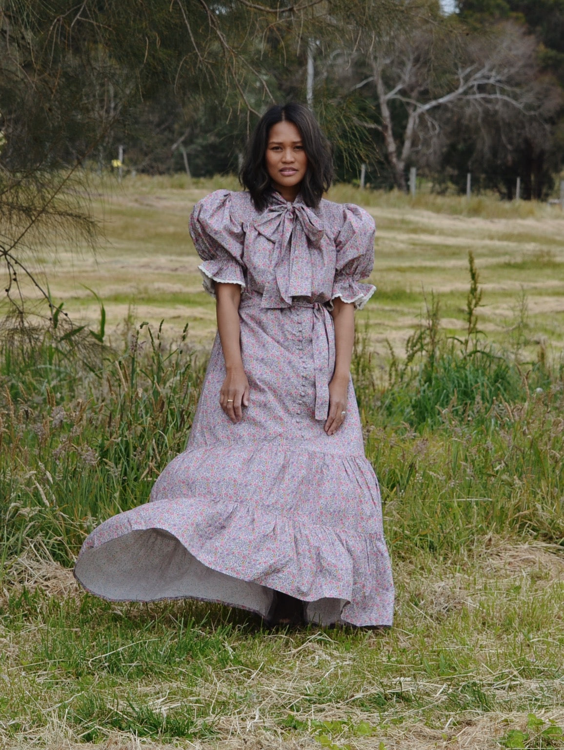 100% RECYCLED COTTON - FLEUR MAXI DRESS PUSSY BOW LILAC FLORAL