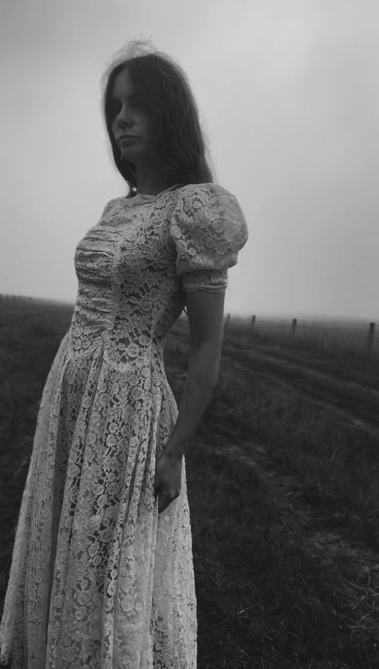 VINTAGE EARLY 1900'S LACE DRESS SMALL