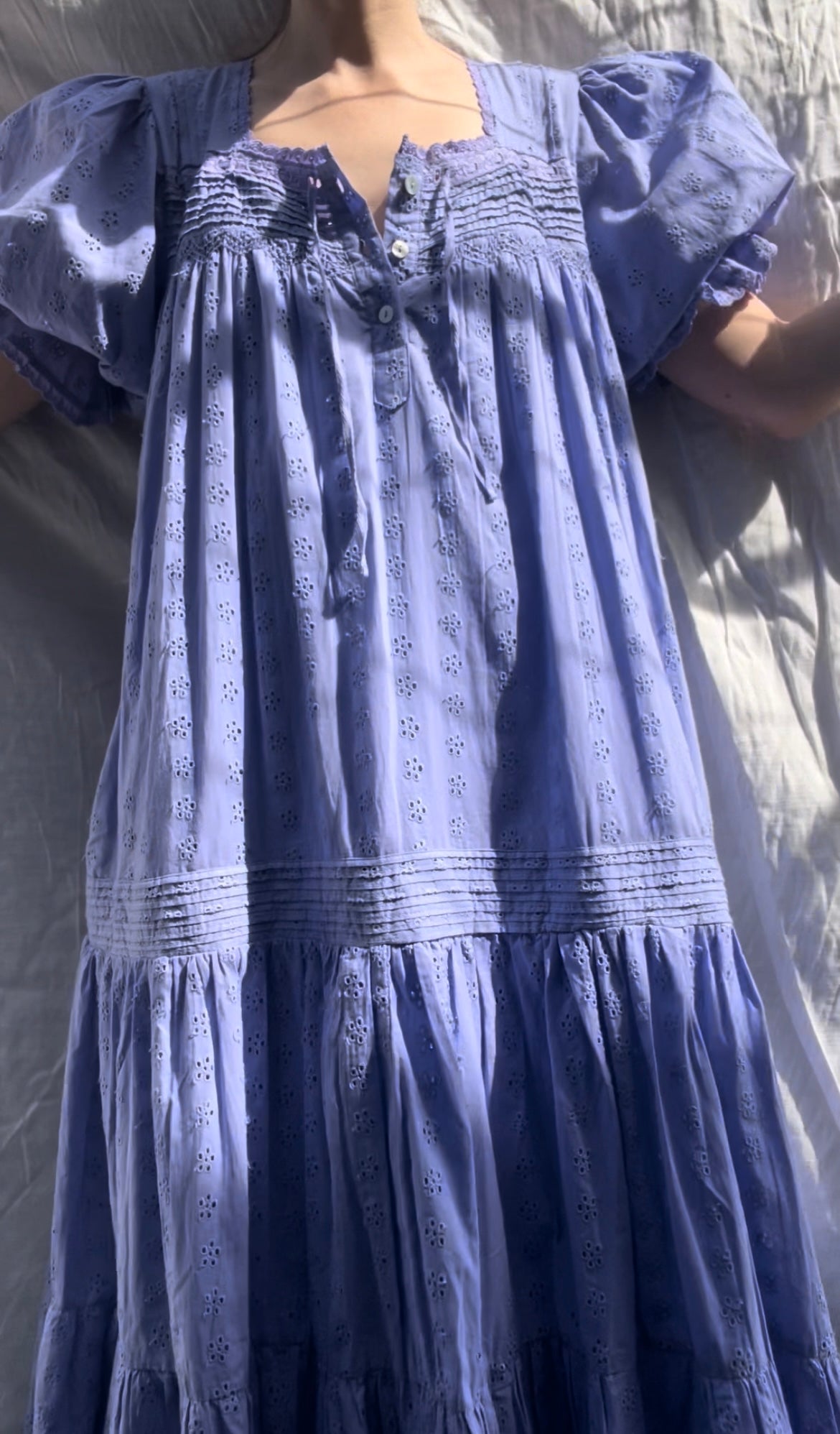 PRELOVED - 100% RECYCLED COTTON - MORNING SONG HAND SMOCKED TIERED DRESS - VERI PERI LARGE