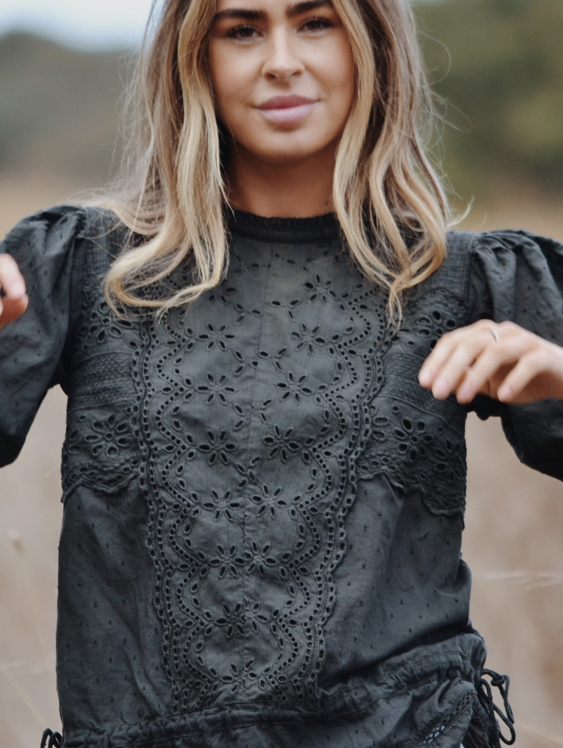 SAINSBURY COTTON LACE BLOUSE WASHED BLACK