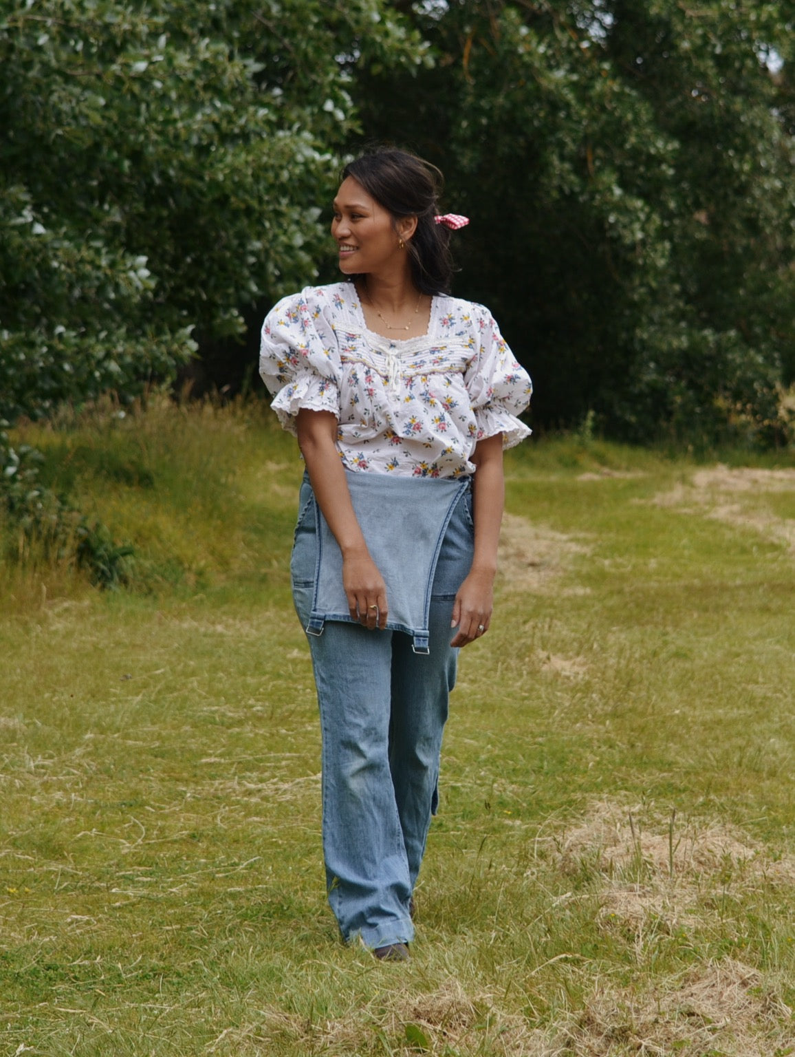 100% RECYCLED COTTON - MORNING SONG HAND SMOCKED BLOUSE ROSE FLORAL