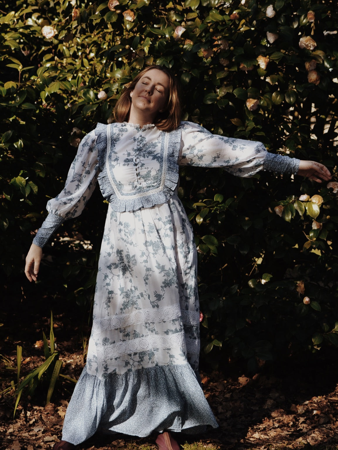 SECOND - 100% RECYCLED COTTON - CLARA DRESS TOILE BLUE ROSE