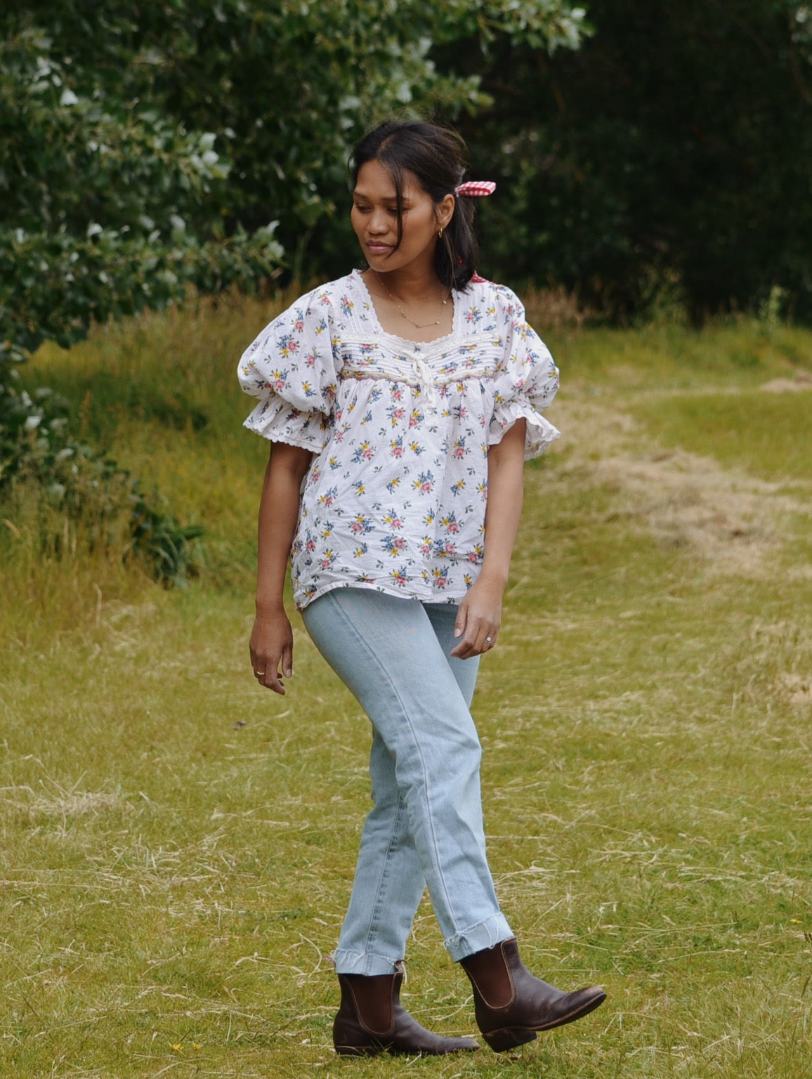 100% RECYCLED COTTON - MORNING SONG HAND SMOCKED BLOUSE ROSE FLORAL