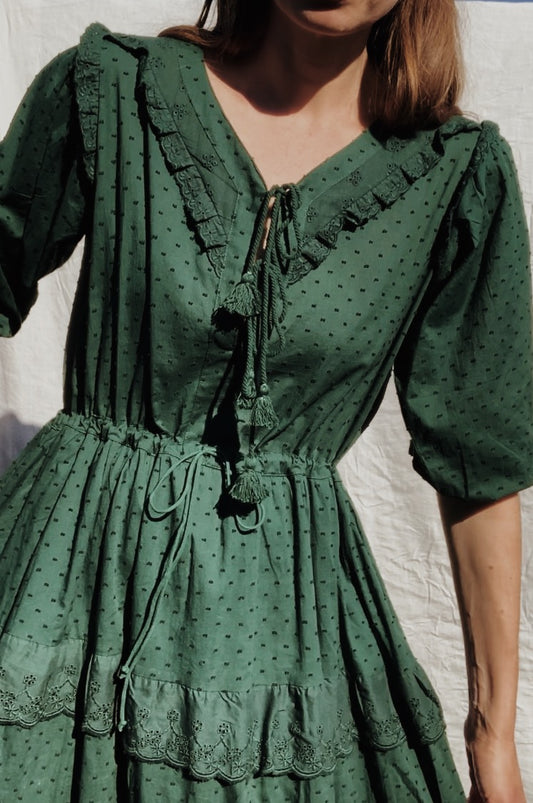 SMALL RESTOCK LITTÉRAIRE FOREST GREEN DRESS