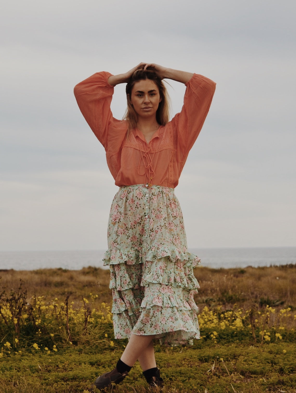 POSEY ROSE FLORAL SEA FOAM RUFFLE SKIRT