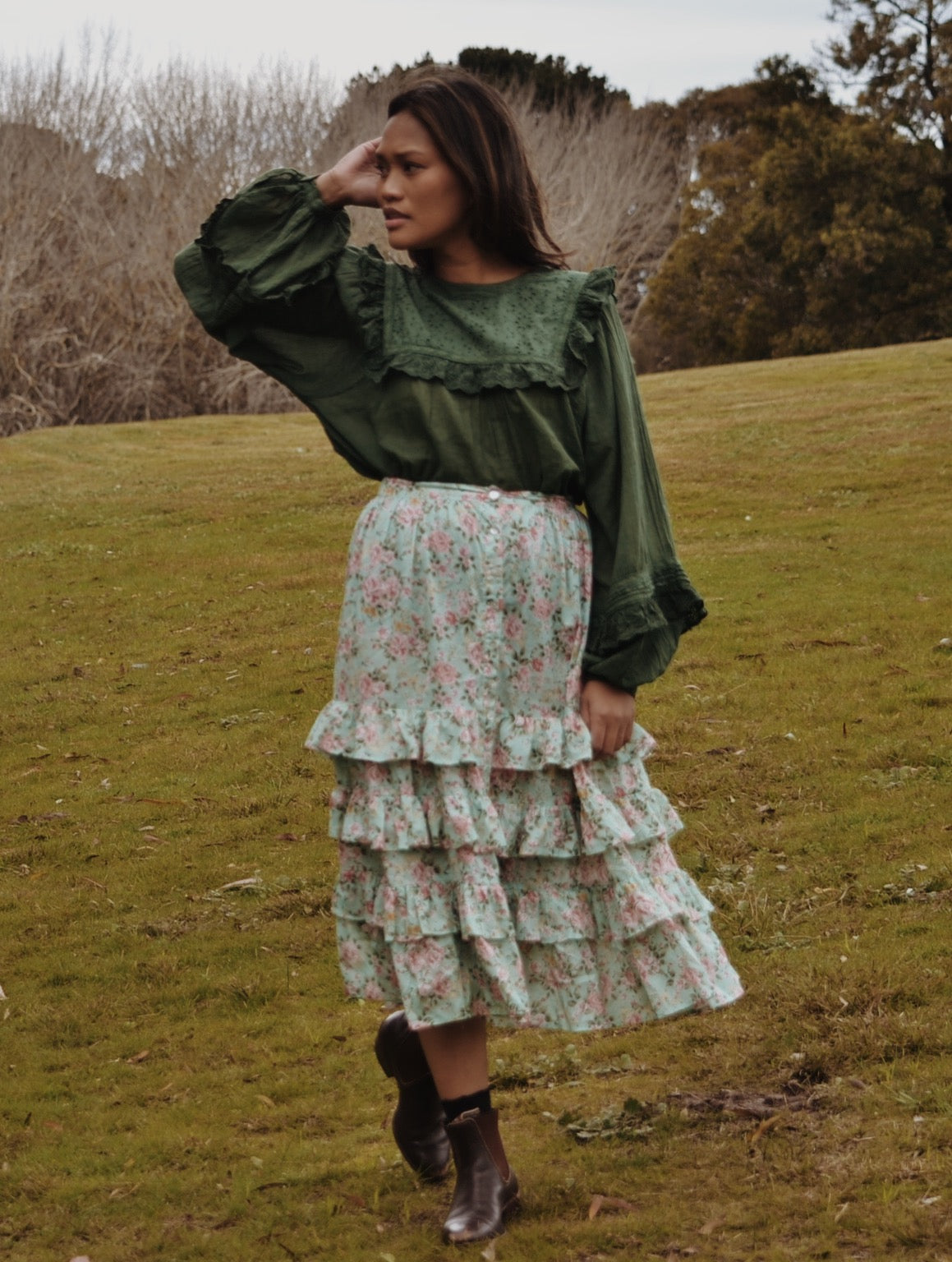 POSEY ROSE FLORAL SEA FOAM RUFFLE SKIRT