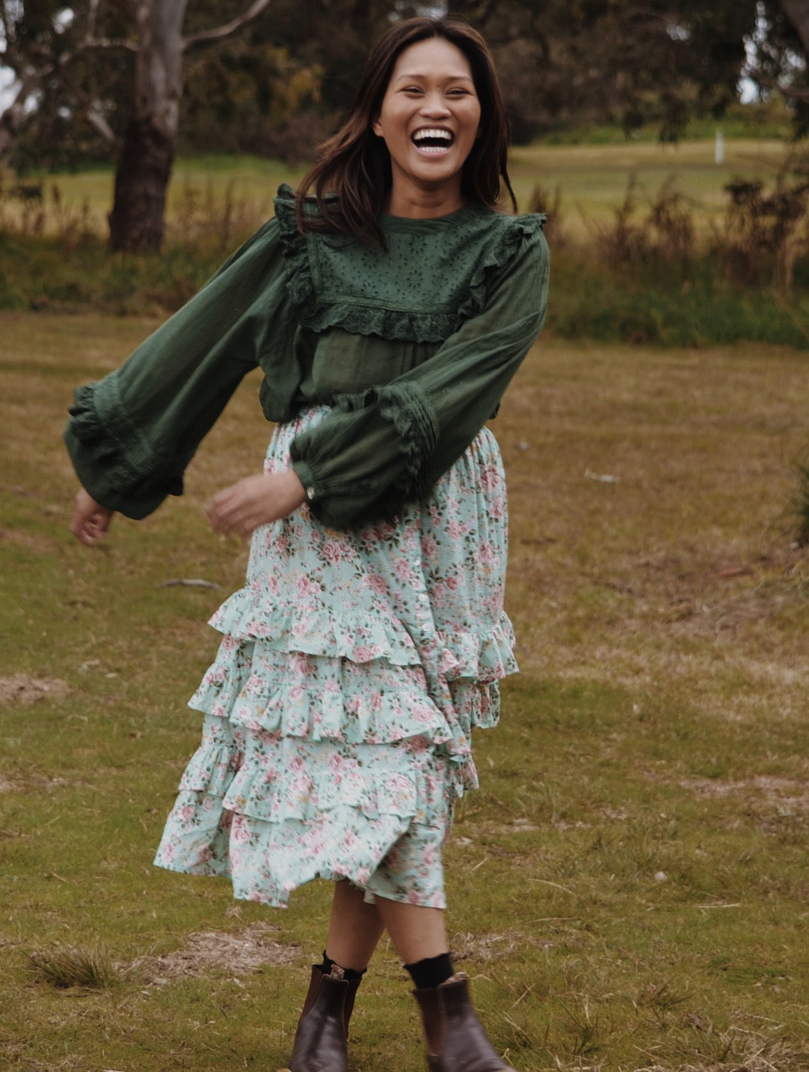 POSEY ROSE FLORAL SEA FOAM RUFFLE SKIRT
