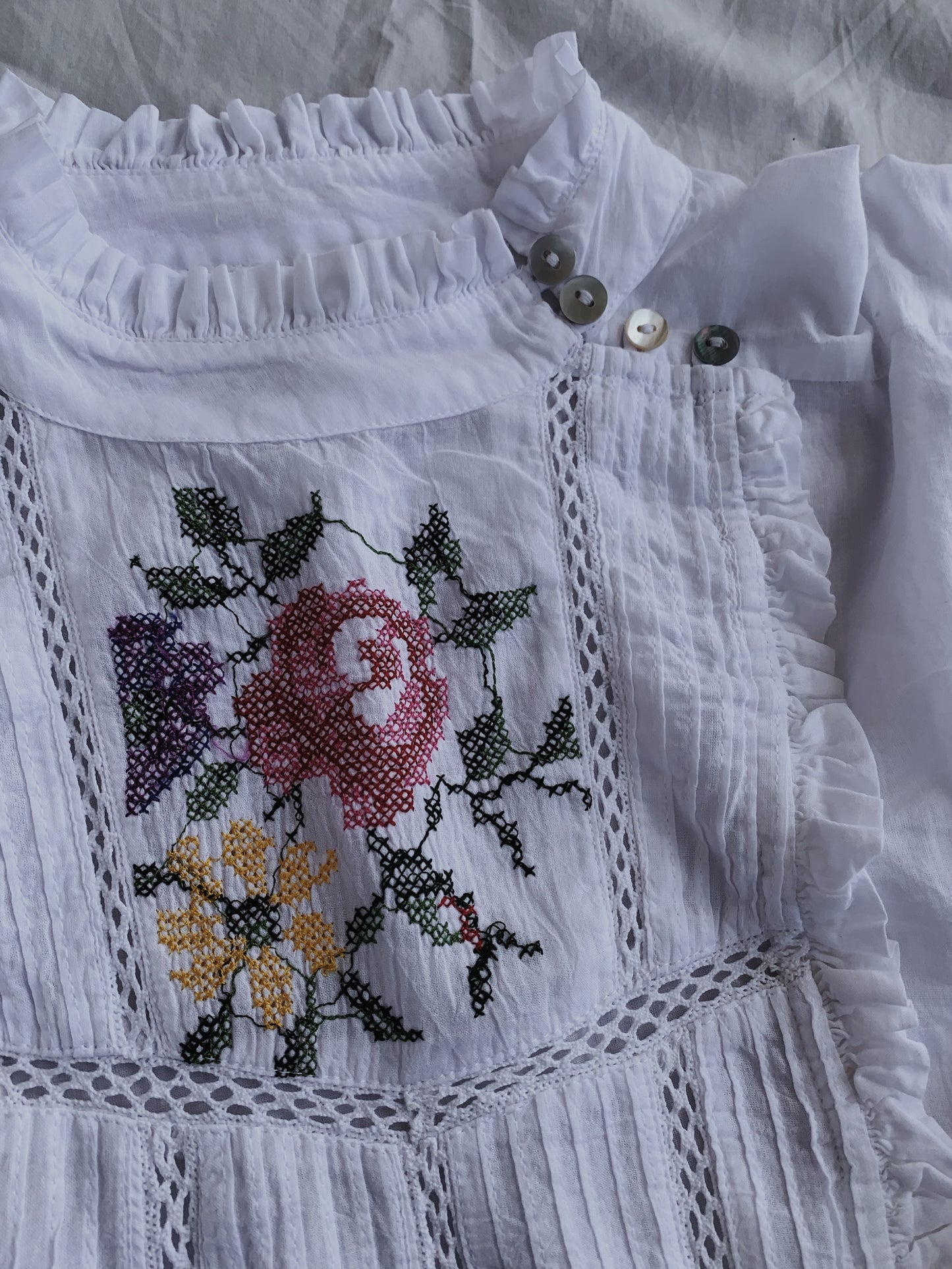 PAULINA WHITE CROSS STITCH COTTON BLOUSE