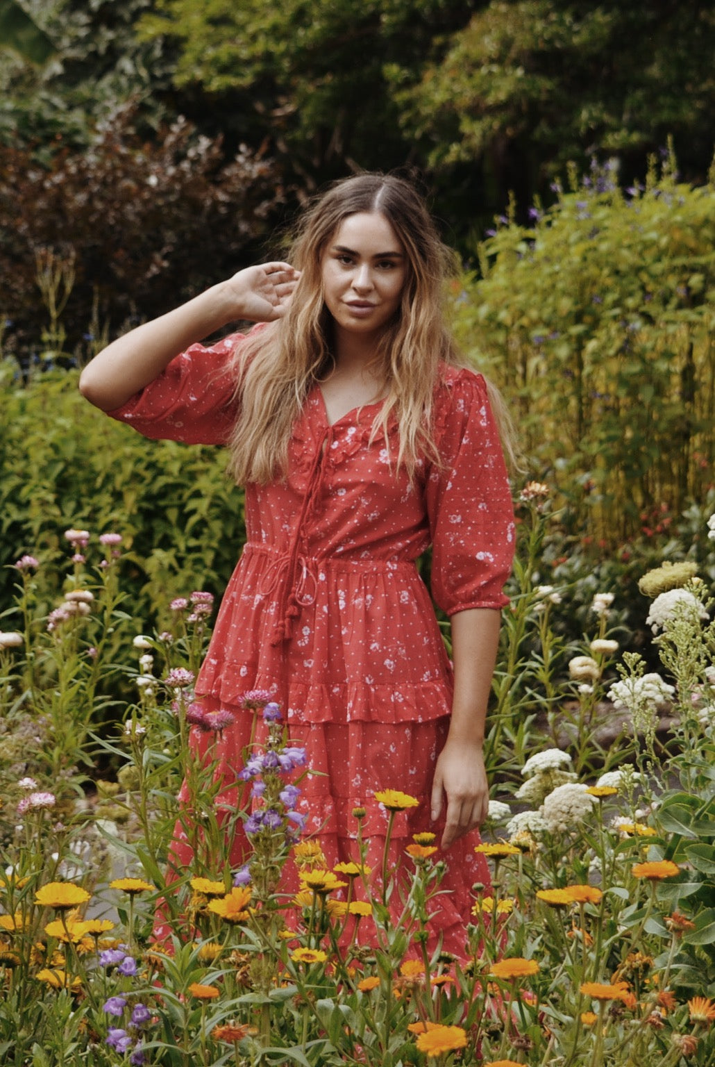 THEA RED COSMOS FLORAL DRESS