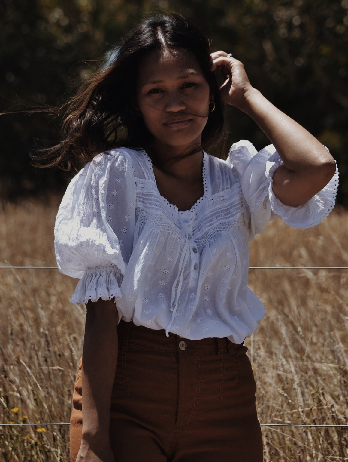 MORNING SONG HAND SMOCKED BLOUSE WHITE
