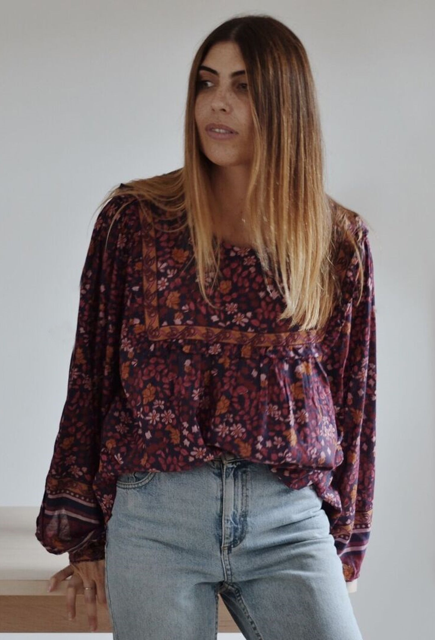 PRELOVED - DALI BLOUSE NAVY FLORAL SMALL