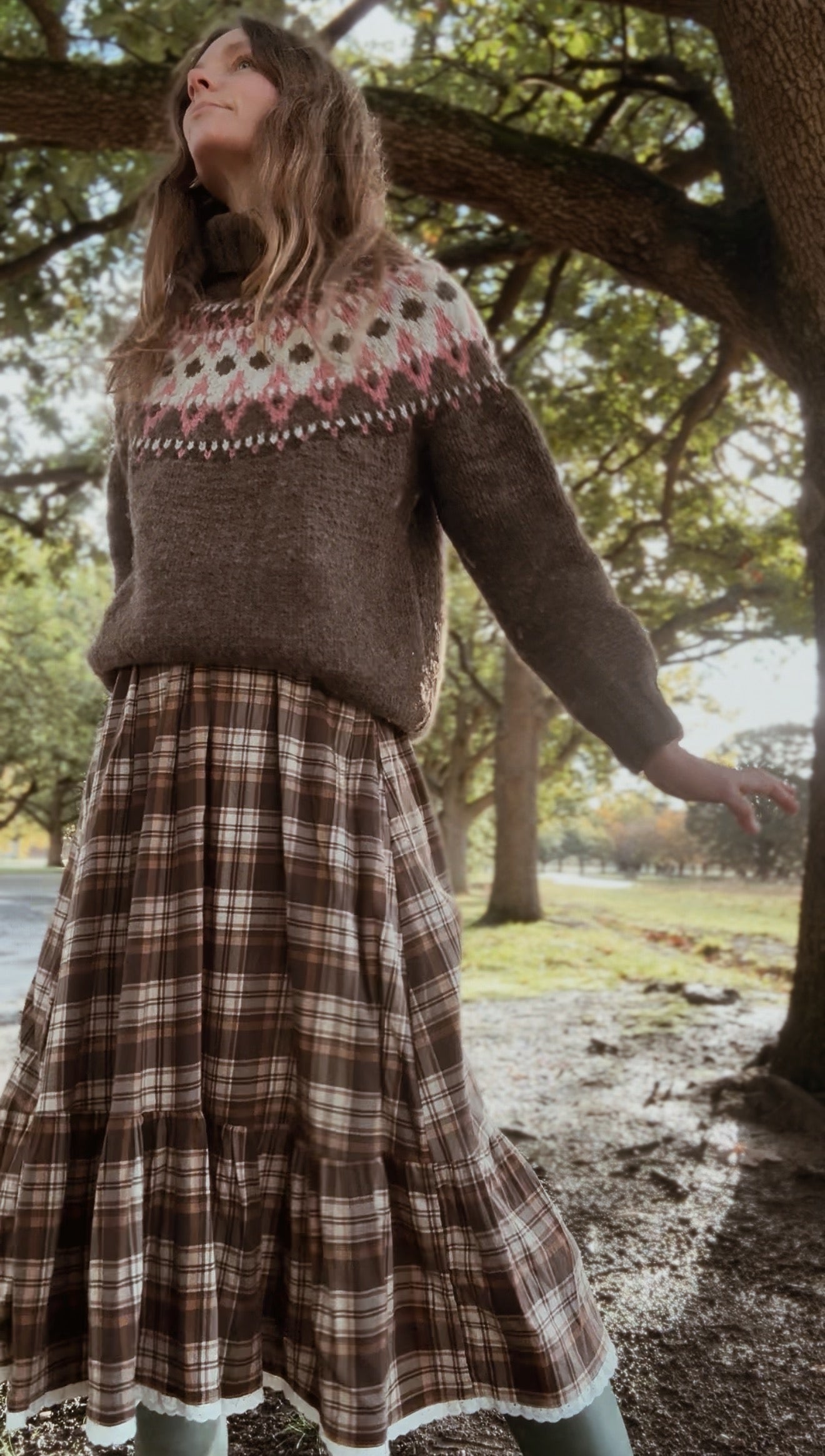 VINTAGE HANDMADE BROWN WOOL FAIRISLE JUMPER S-XL