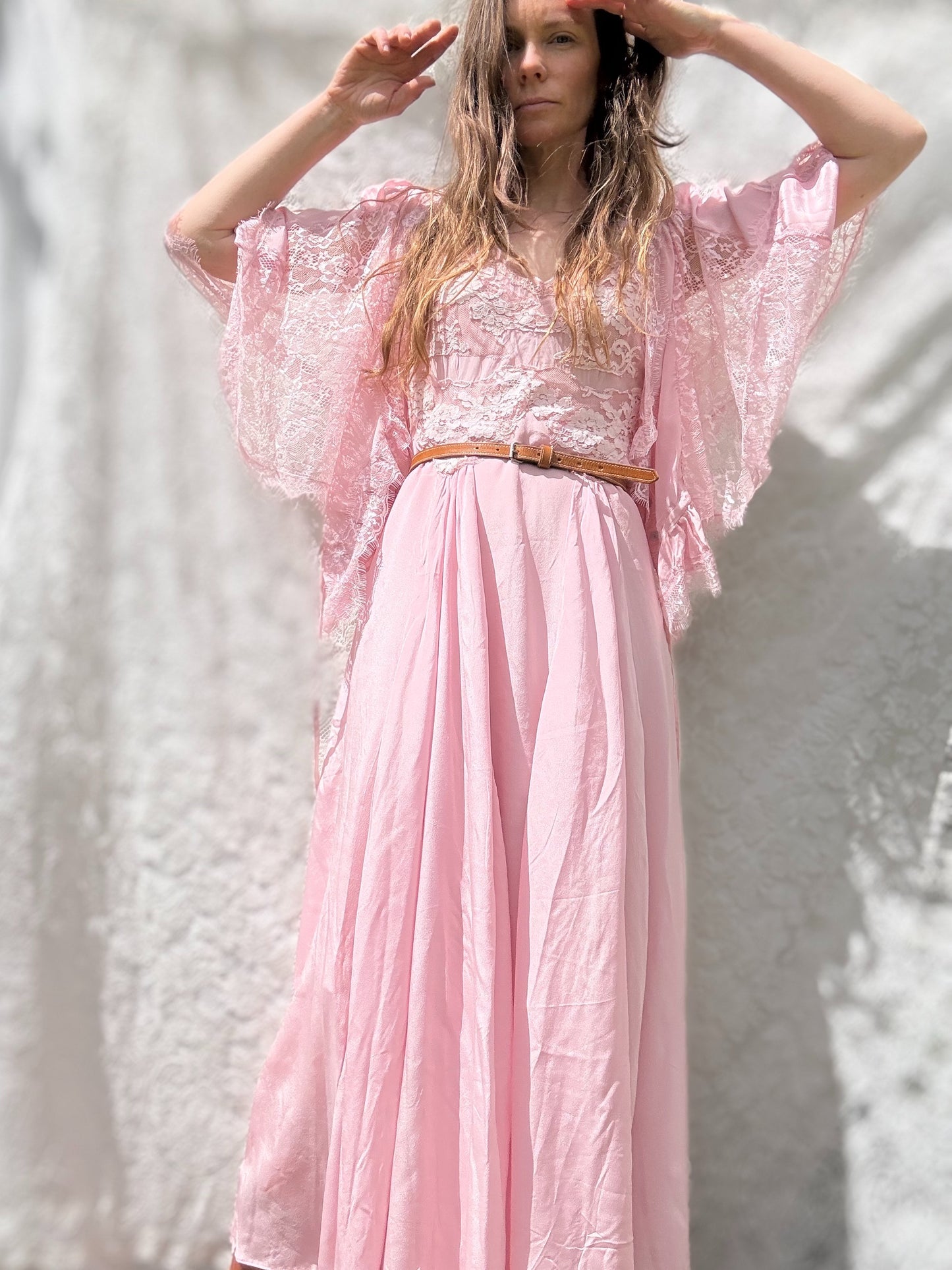 AMORET SILK CAPELET BLOUSE - PASTEL PINK