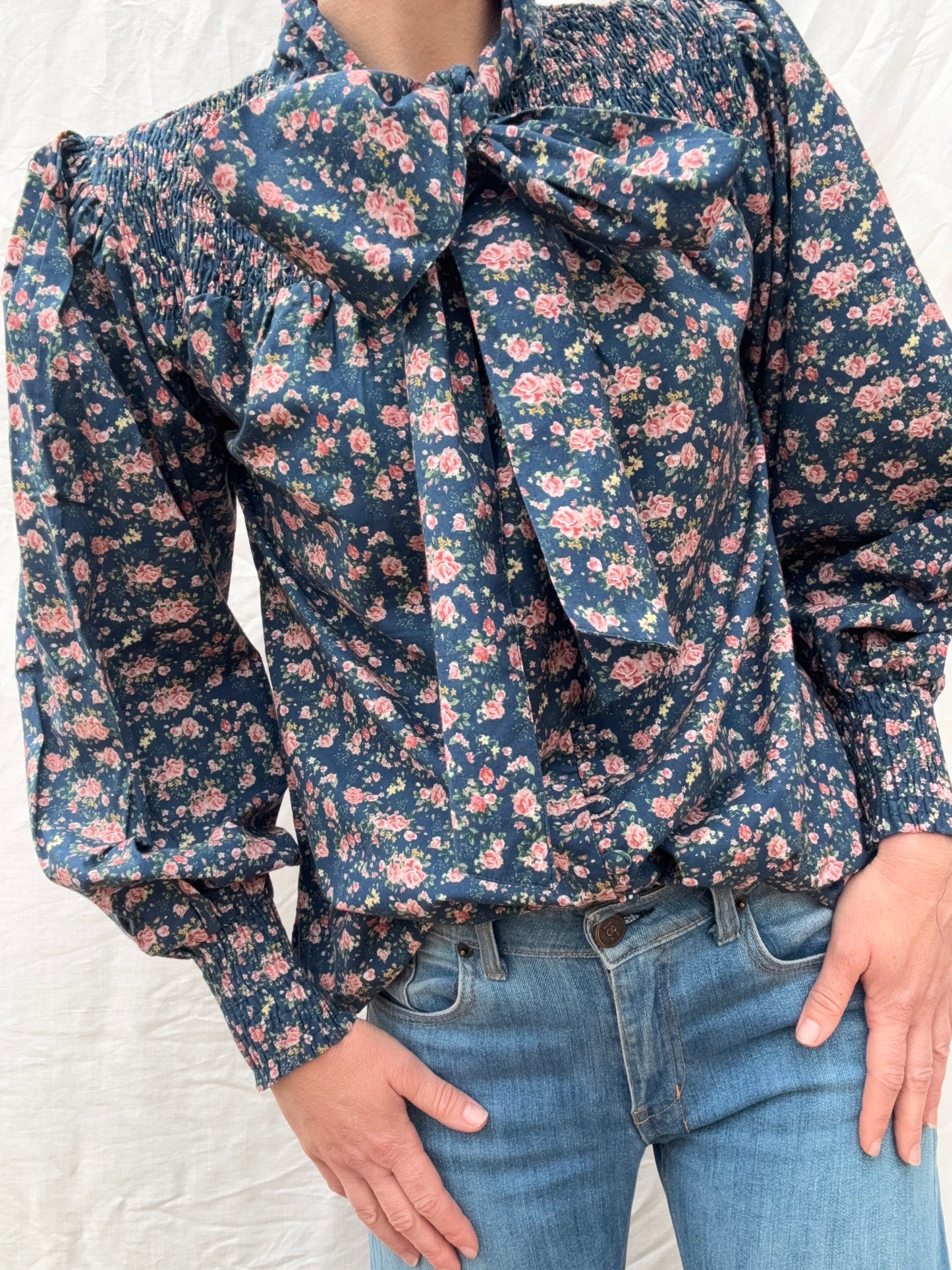 100% RECYCLED COTTON - CLOTHILDE BLOUSE NAVY FLORAL