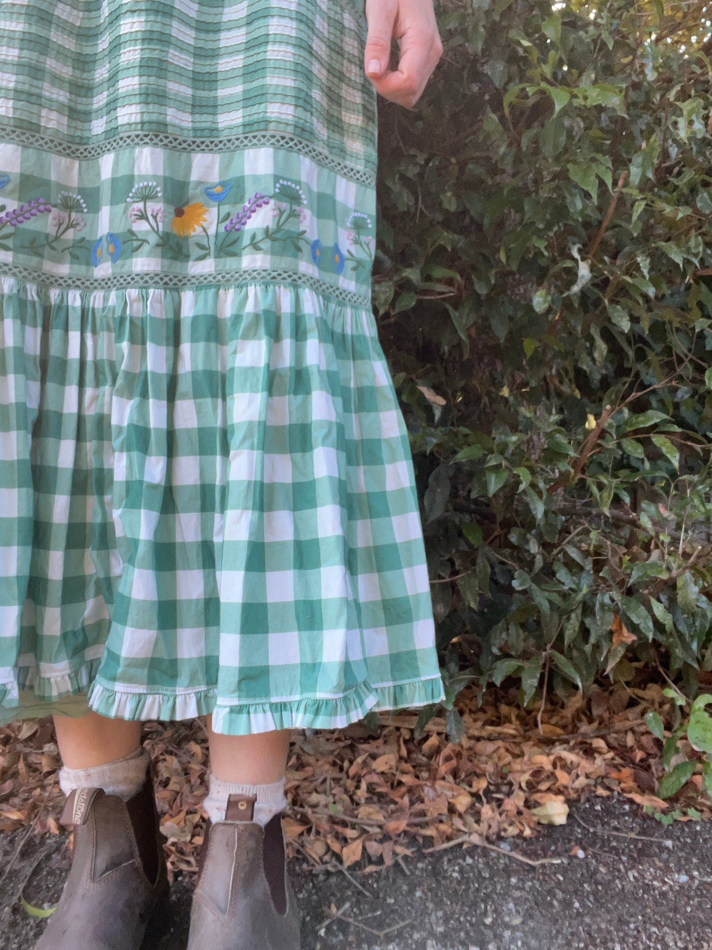 100% RECYCLED COTTON - AUGUSTINE MIDI DRESS GREEN GINGHAM GARDEN