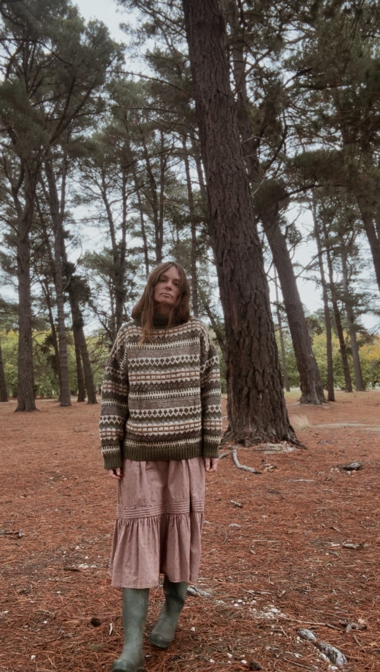 VINTAGE HANDMADE GREEN WOOL JUMPER S-XL