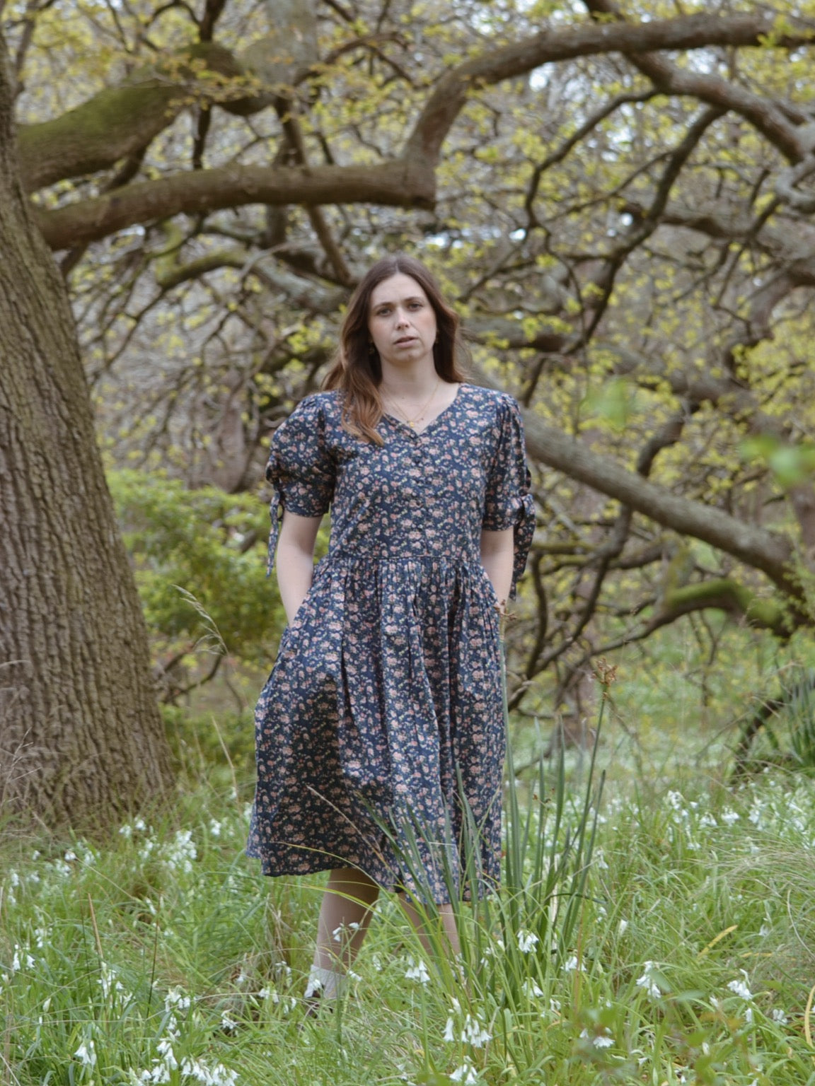 100% RECYCLED COTTON - SOPHIE DRESS NAVY FLORAL