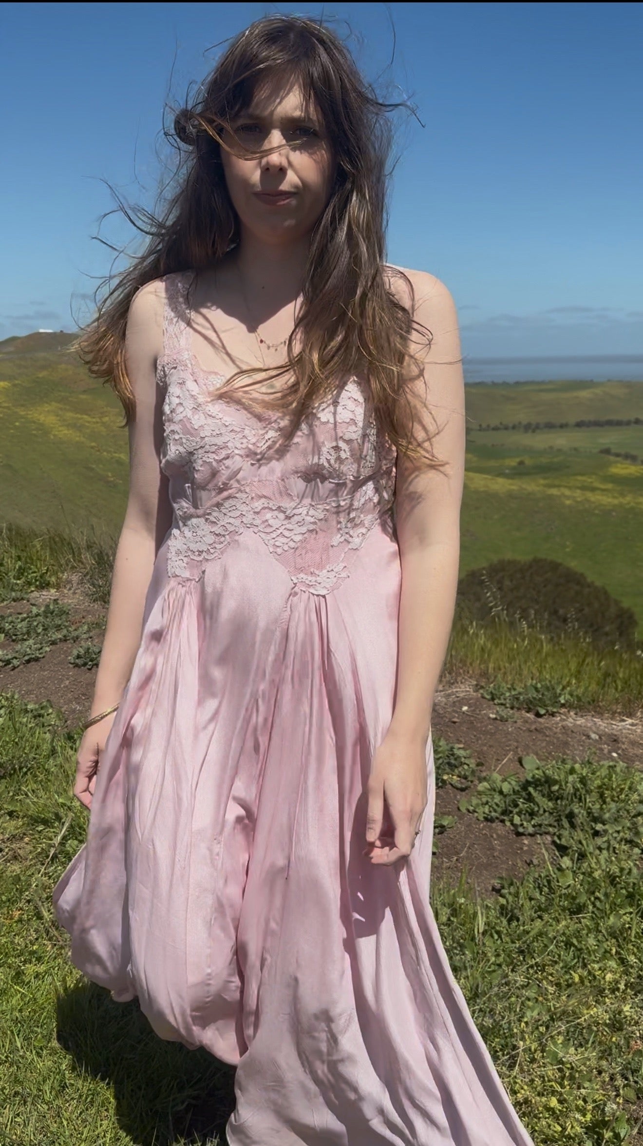 AURORA SILK & LACE DRESS - PASTEL PINK