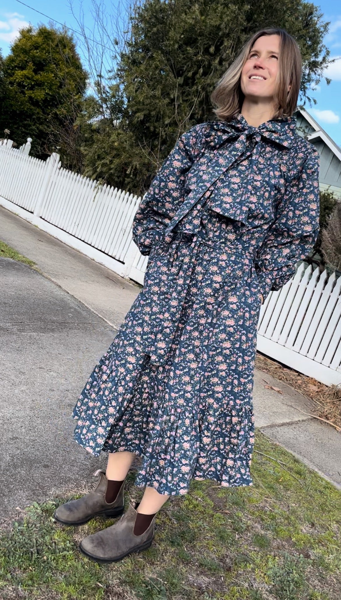 100% RECYCLED COTTON - FLEUR MIDI DRESS PUSSY BOW VINTAGE NAVY FLORAL