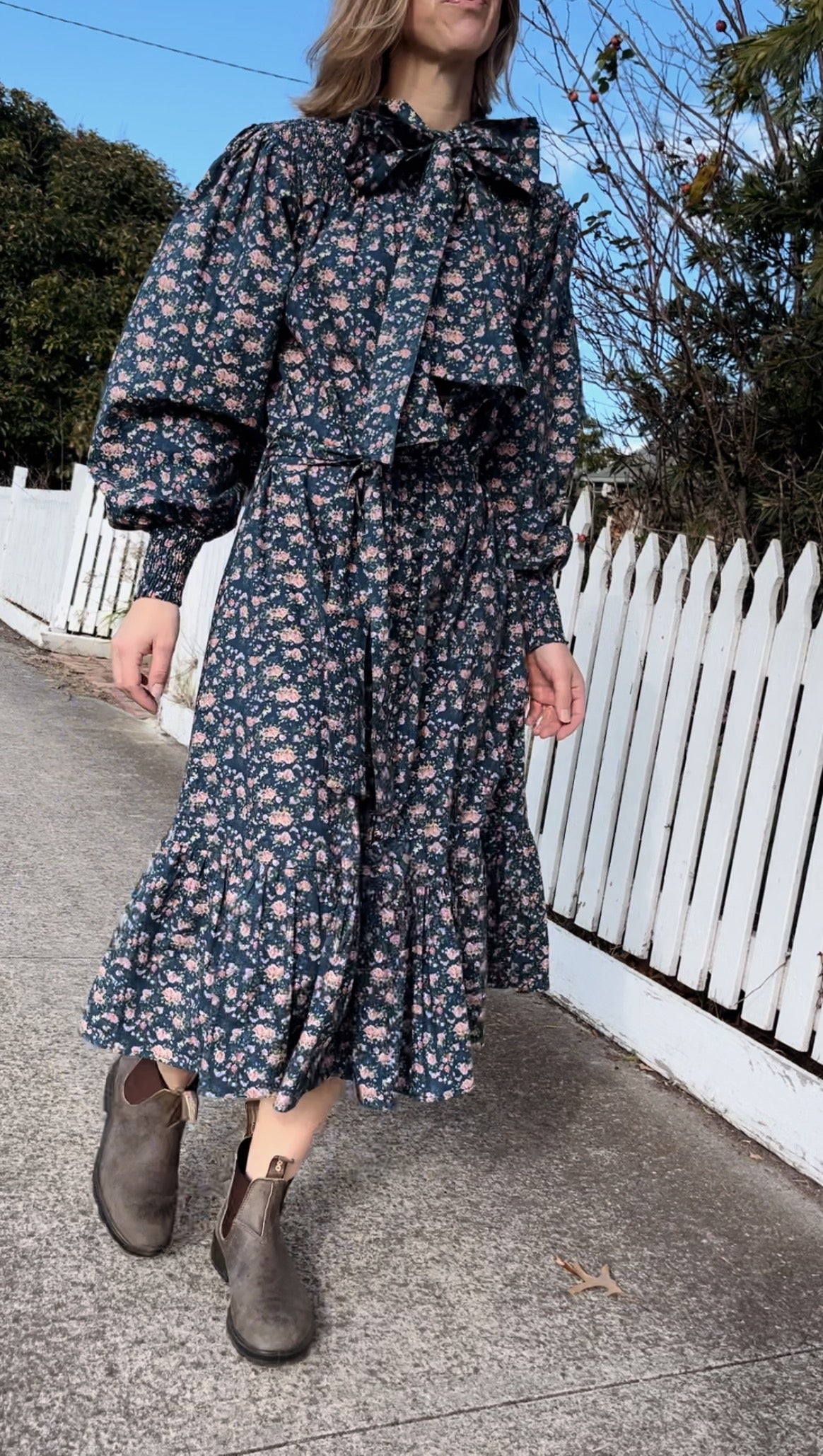 100% RECYCLED COTTON - FLEUR MIDI DRESS PUSSY BOW VINTAGE NAVY FLORAL