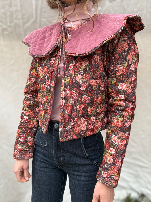 SAMPLE - 100% RECYCLED COTTON CORDUROY - PEMBROKE CROP REVERSIBLE QUILTED JACKET/VEST FLORAL SMALL
