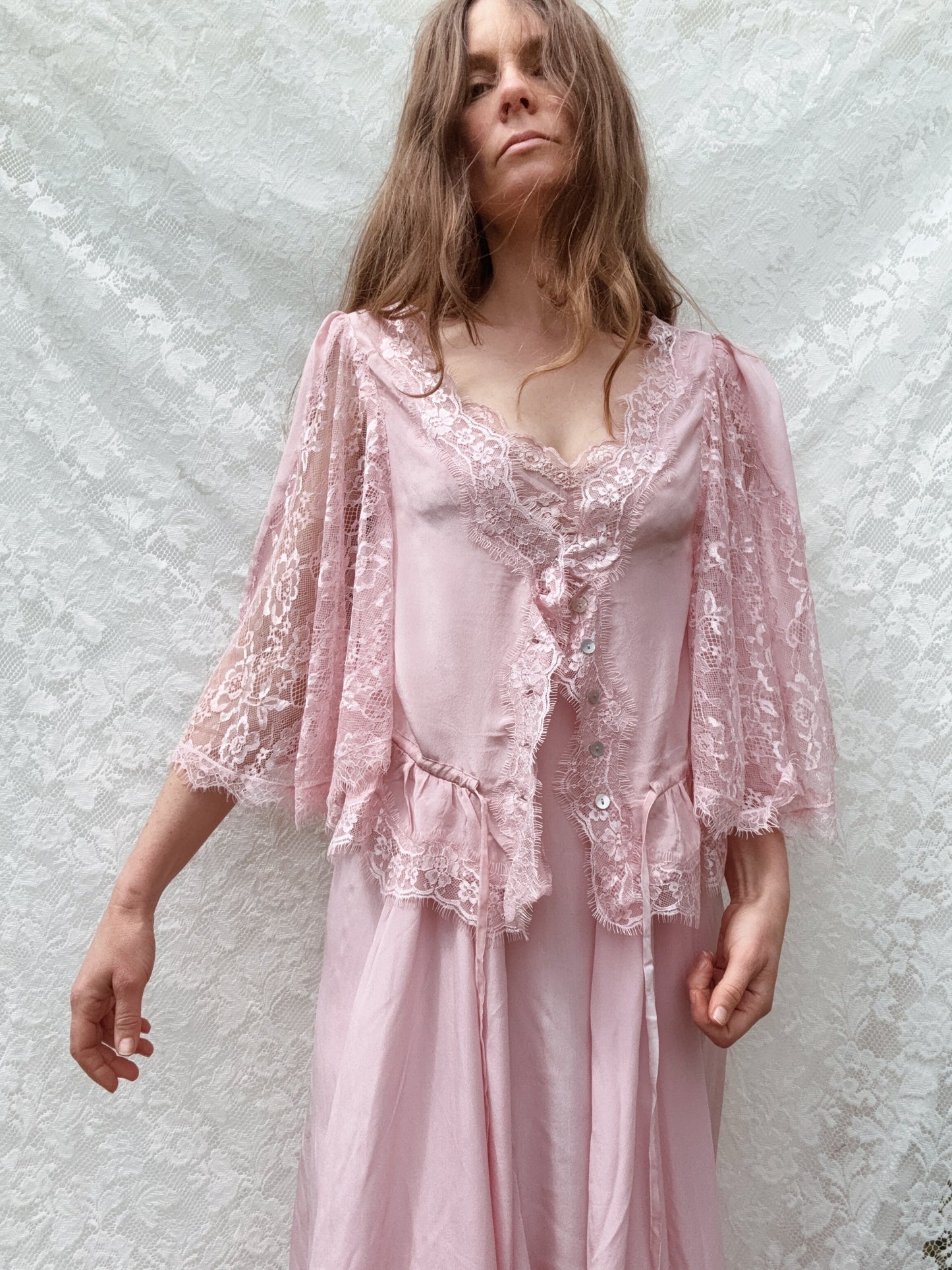 AMORET SILK CAPELET BLOUSE - PASTEL PINK