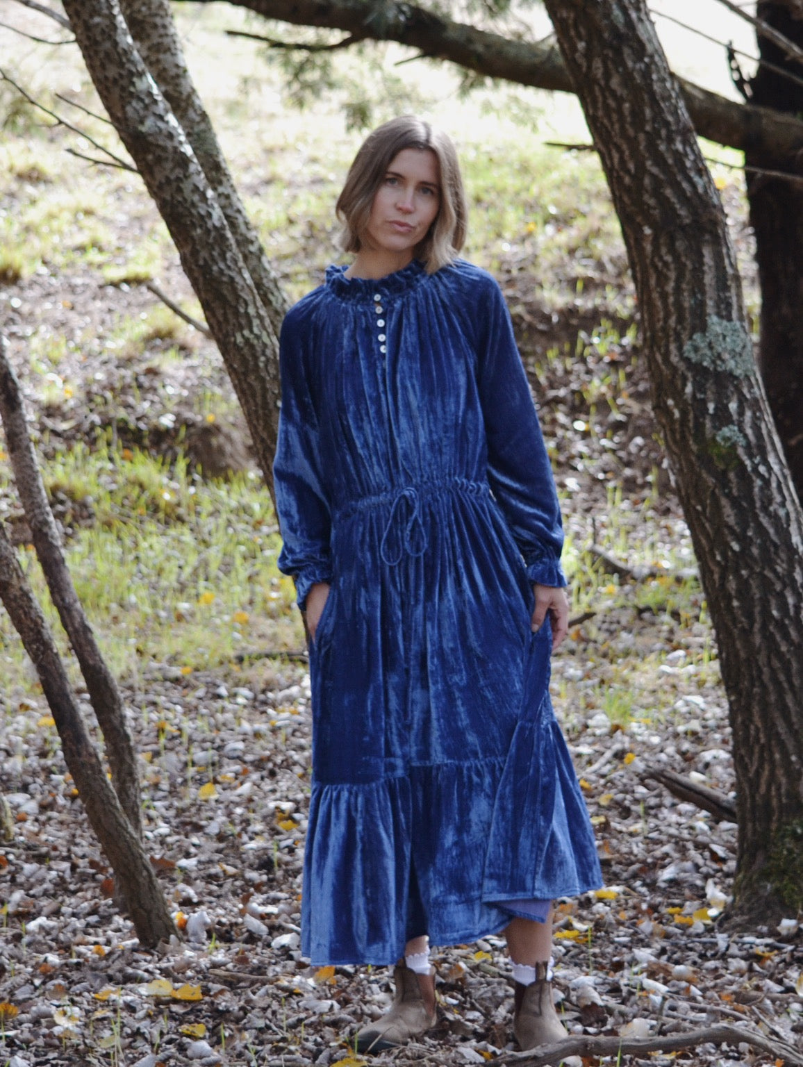 PRAIRIE DRESS BLUE VELVET