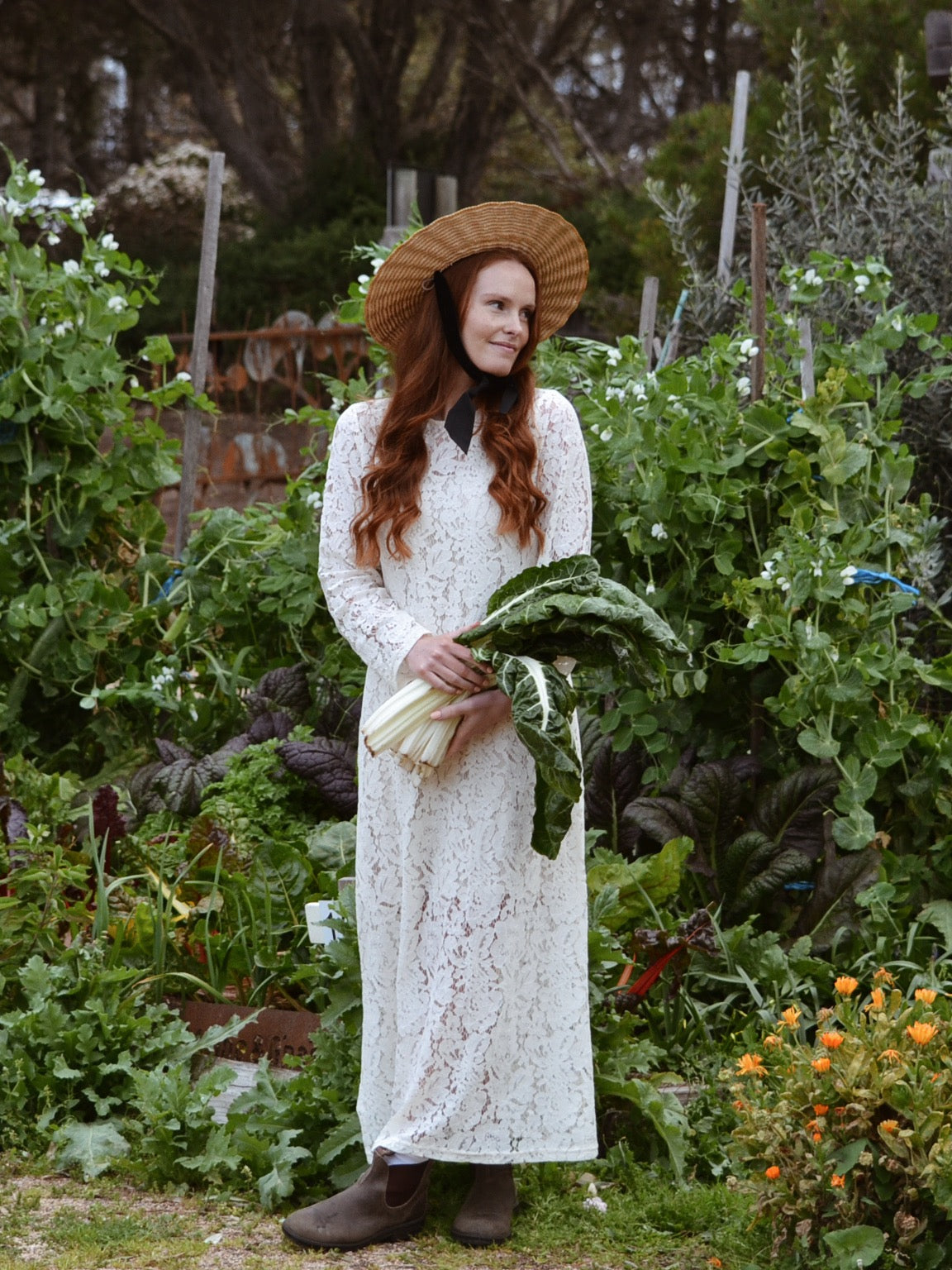 REWORKED - LACE DRESS SIZE 8-10