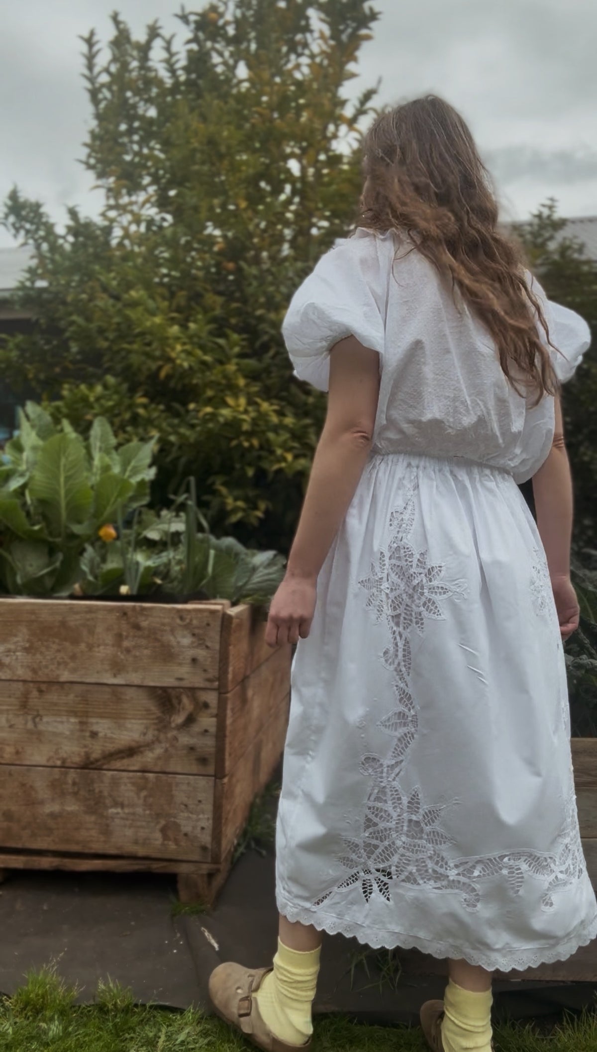 ONE OF A KIND SKIRT WHITE COTTON DETAILED XS-S