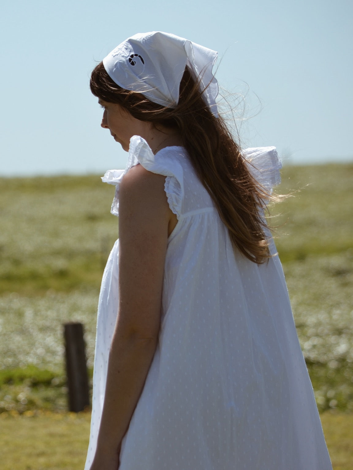 REWORKED - EMBROIDERED FLORAL COTTON HEAD SCARF WHITE