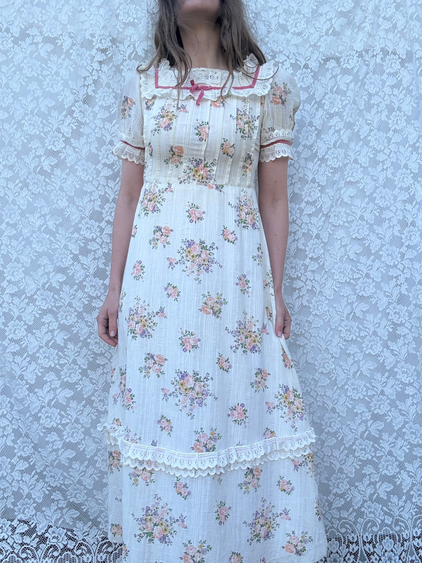 VINTAGE 1970’S PRAIRIE DRESS SIZE XS