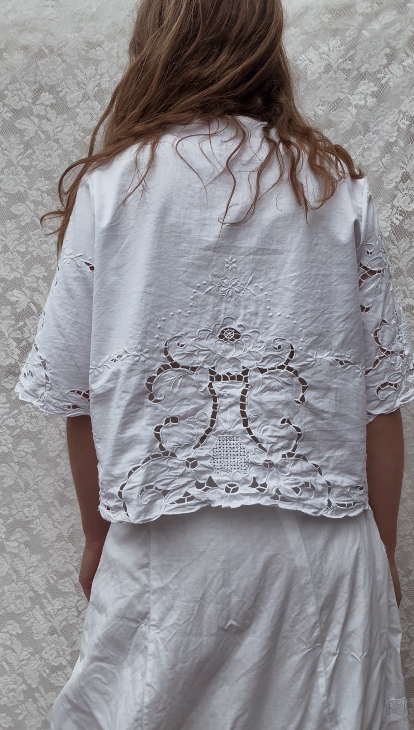 REWORKED TIE FRONT BLOUSE OR CAPELET WHITE