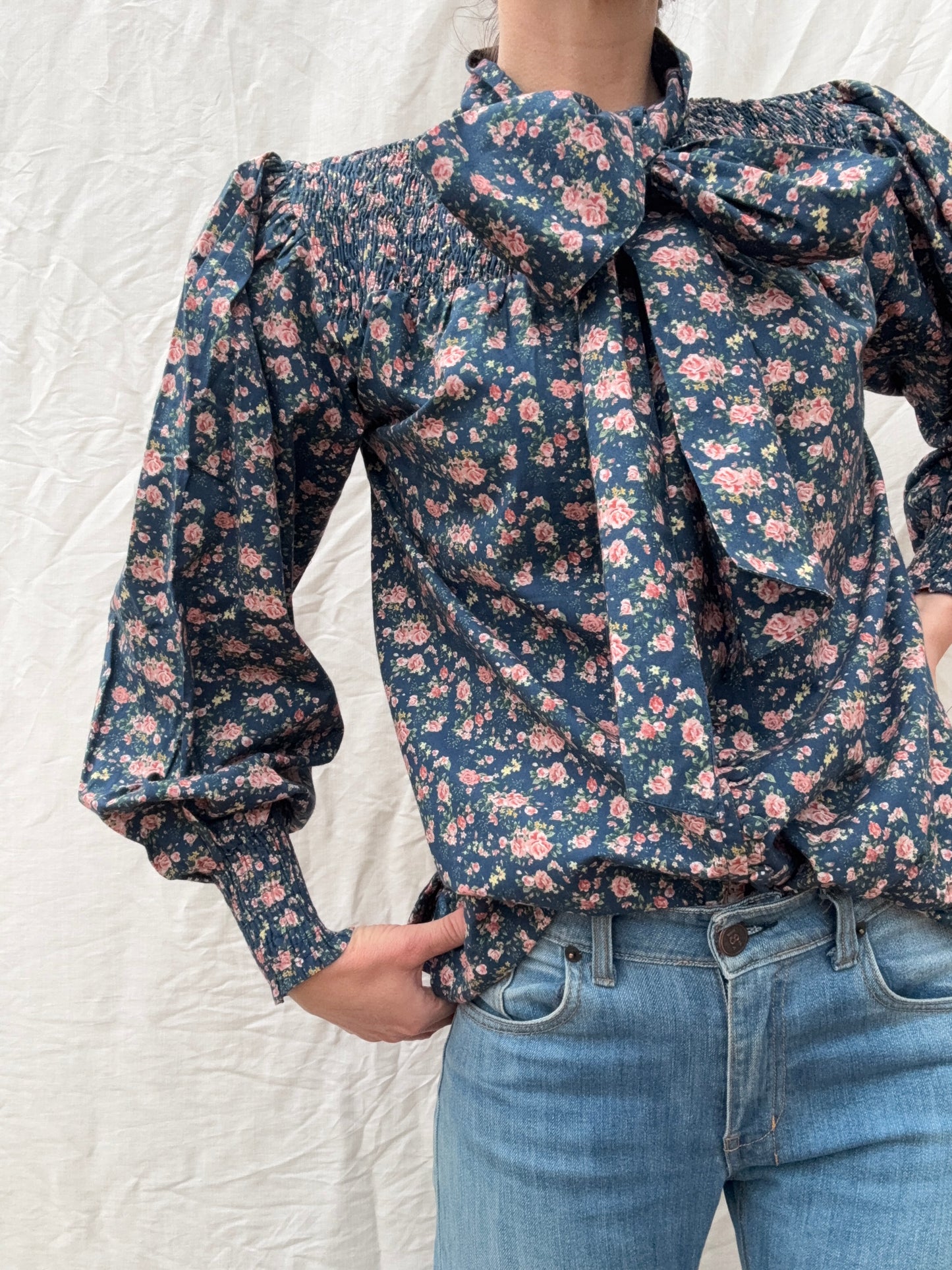 100% RECYCLED COTTON - CLOTHILDE BLOUSE NAVY FLORAL