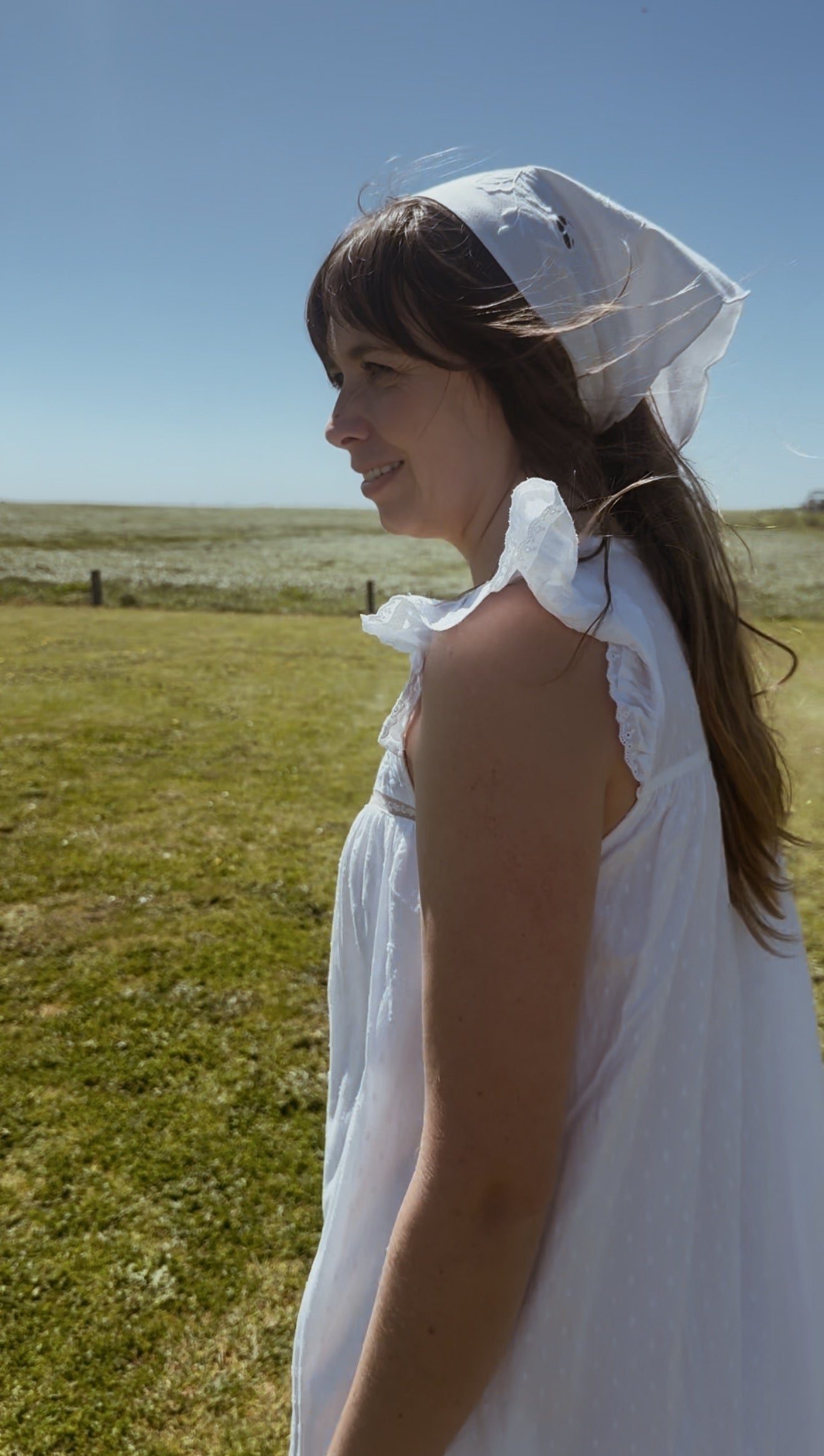 REWORKED - EMBROIDERED FLORAL COTTON HEAD SCARF WHITE