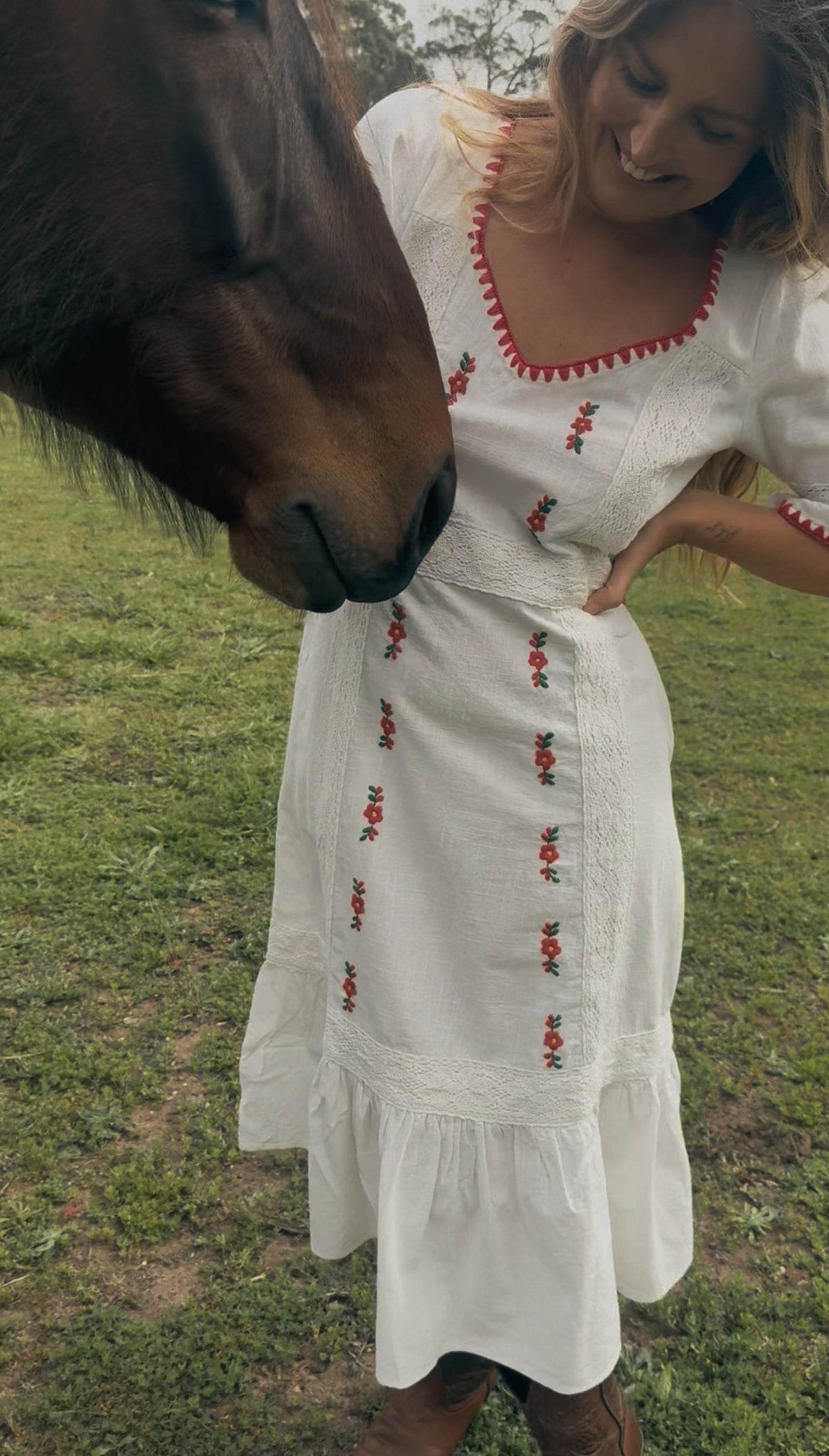 100% COTTON - FOLKLORE EMBROIDERED DRESS
