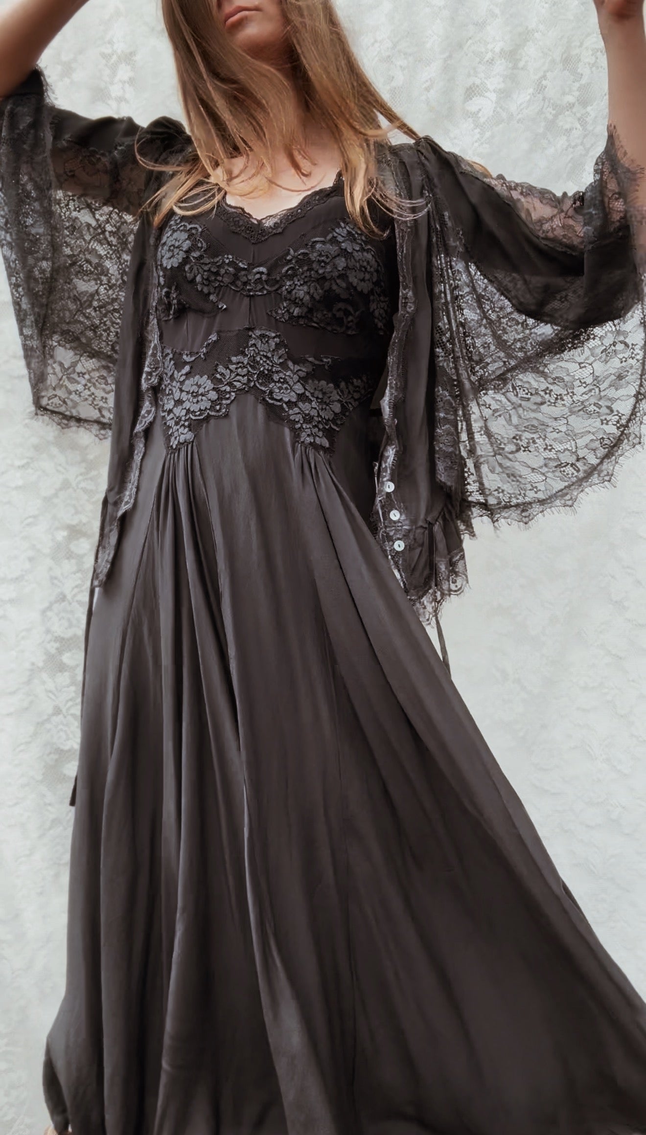 PREORDER AURORA SILK & LACE DRESS - BLACK