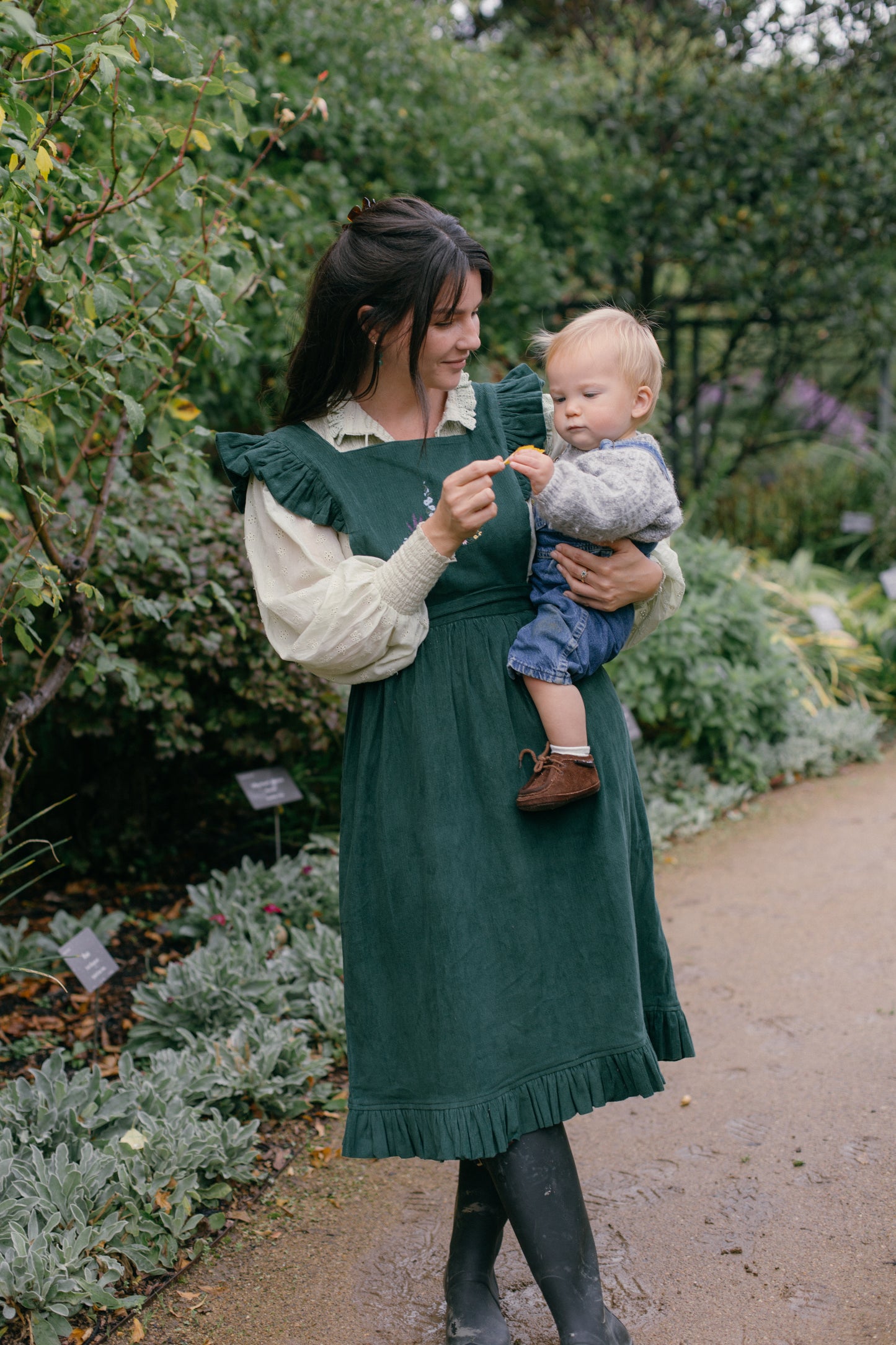 100% RECYCLED COTTON - ANOUK RUFFLE PINAFORE/SKIRT CORDUROY FOREST GREEN