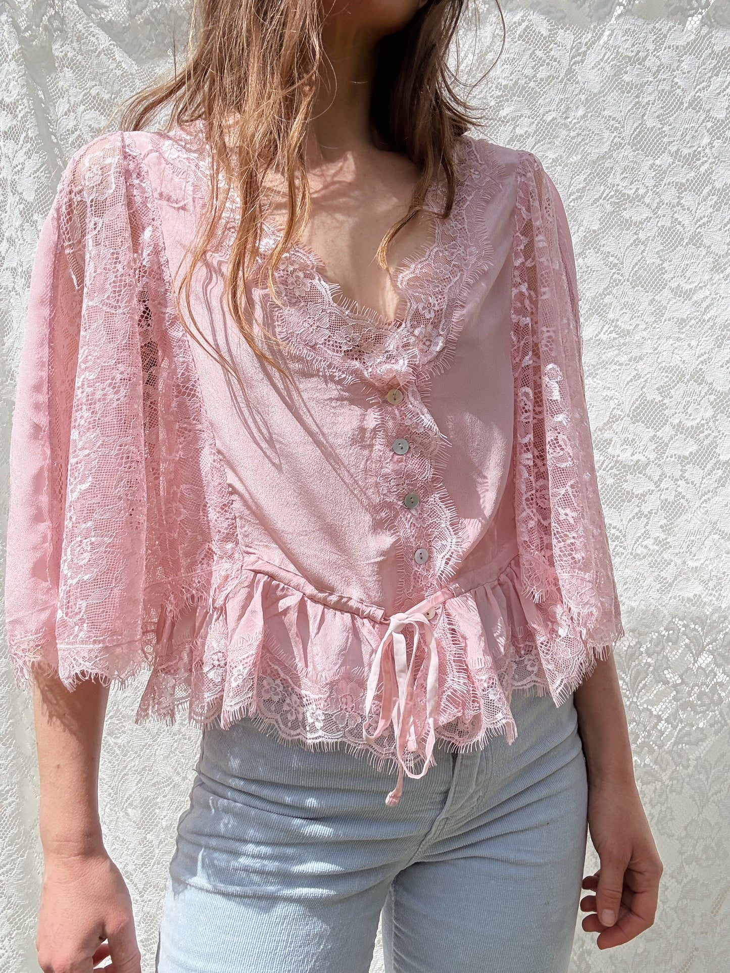 AMORET SILK CAPELET BLOUSE - PASTEL PINK