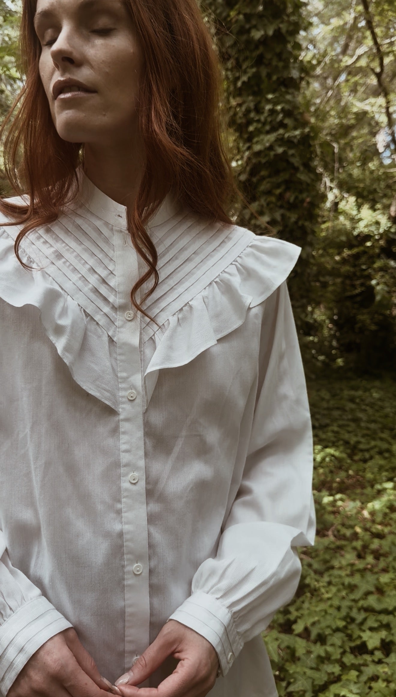 VINTAGE HANDMADE FRILL BLOUSE S-M