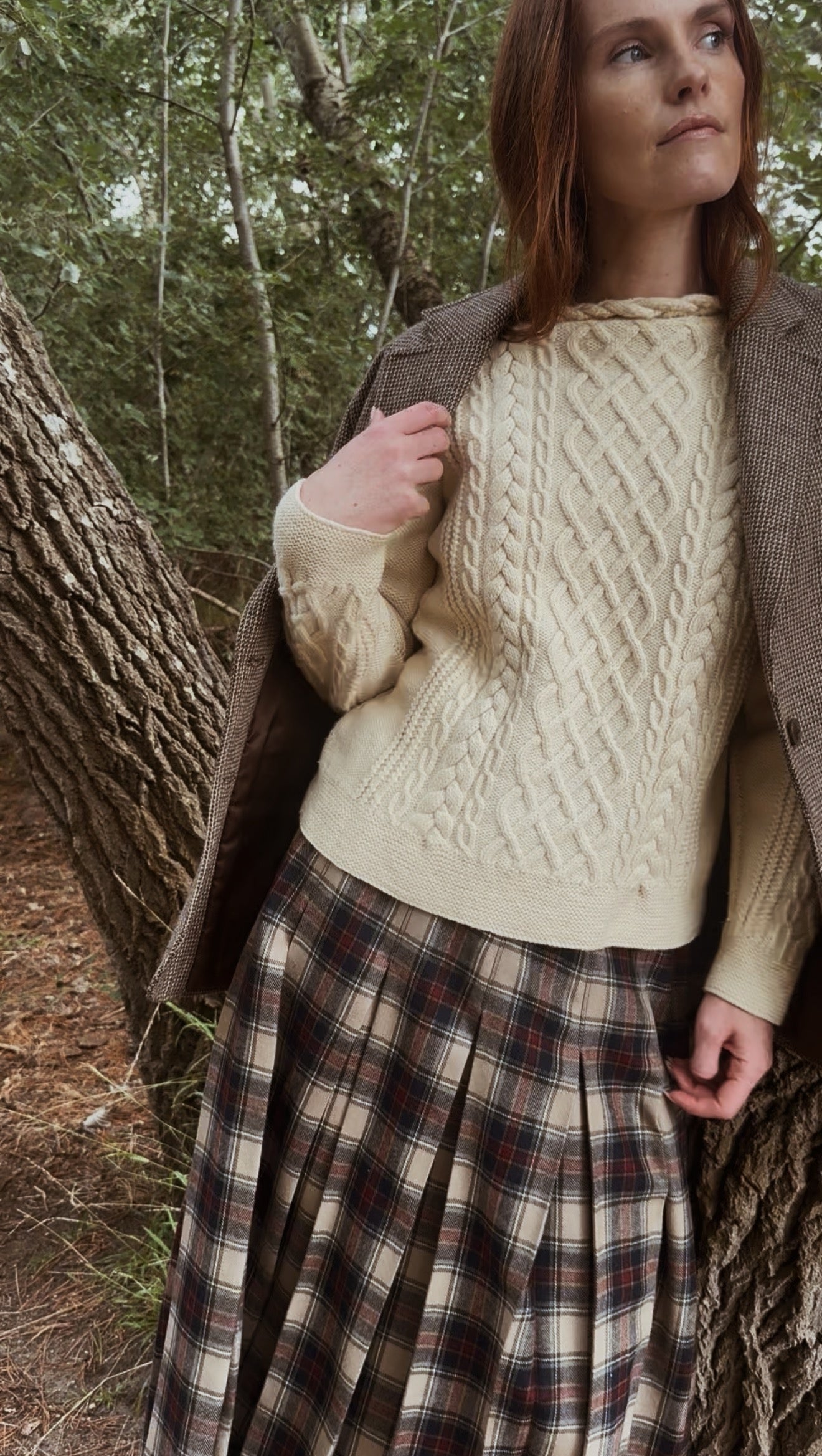 VINTAGE ARAN CABLE KNIT WOOL JUMPER CREAM XS