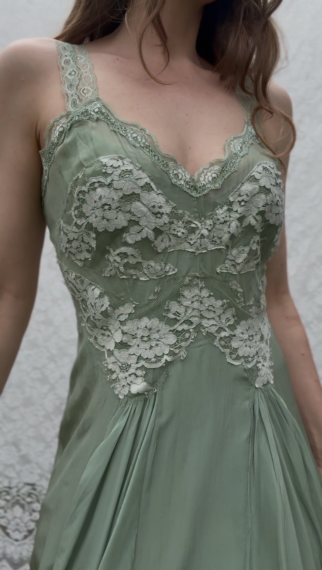 AURORA SILK & LACE DRESS - SAGE